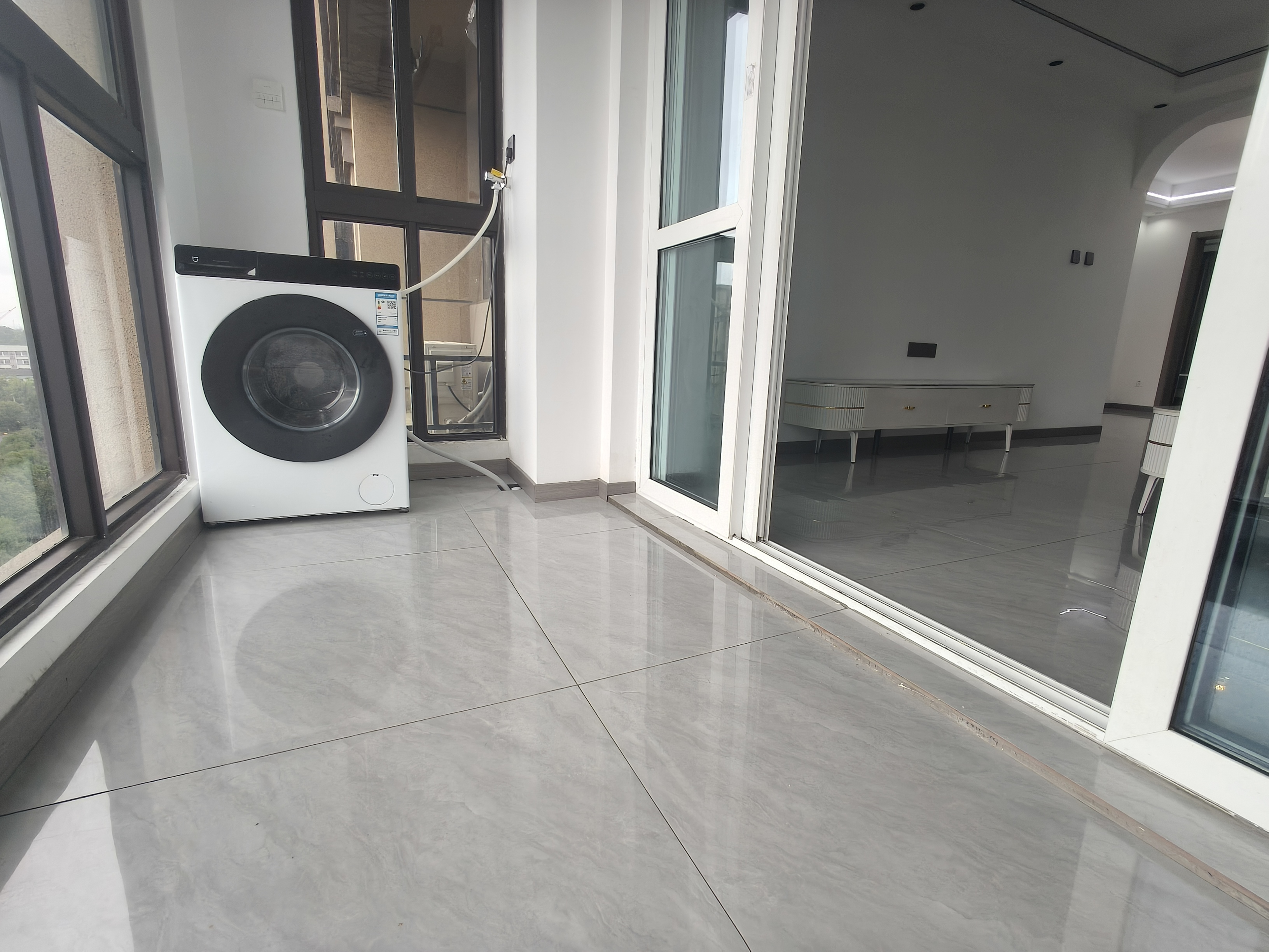 外滩花苑 2室1厅1卫 95m&sup2;