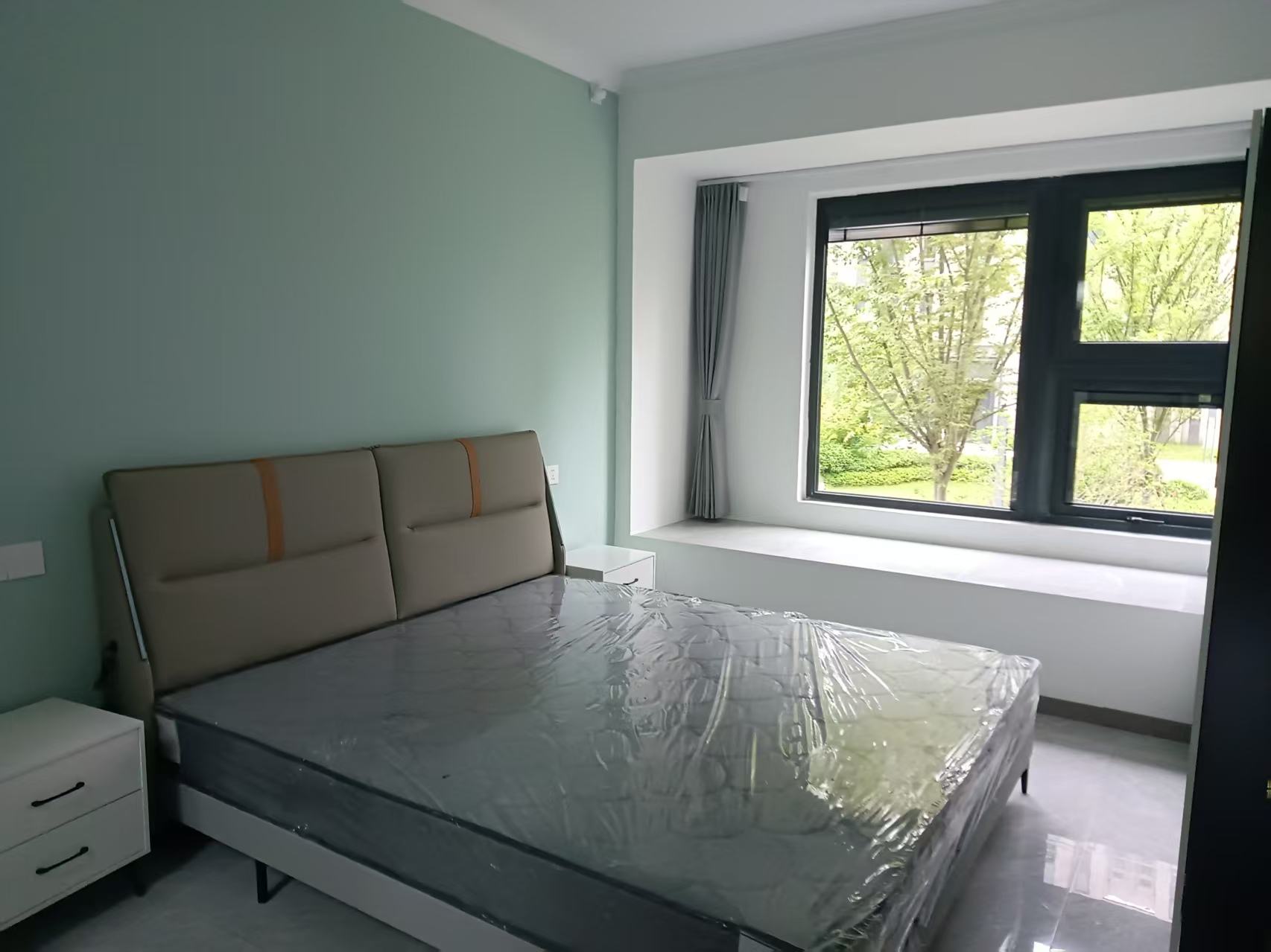 东时区 4室2厅2卫 114m&sup2;