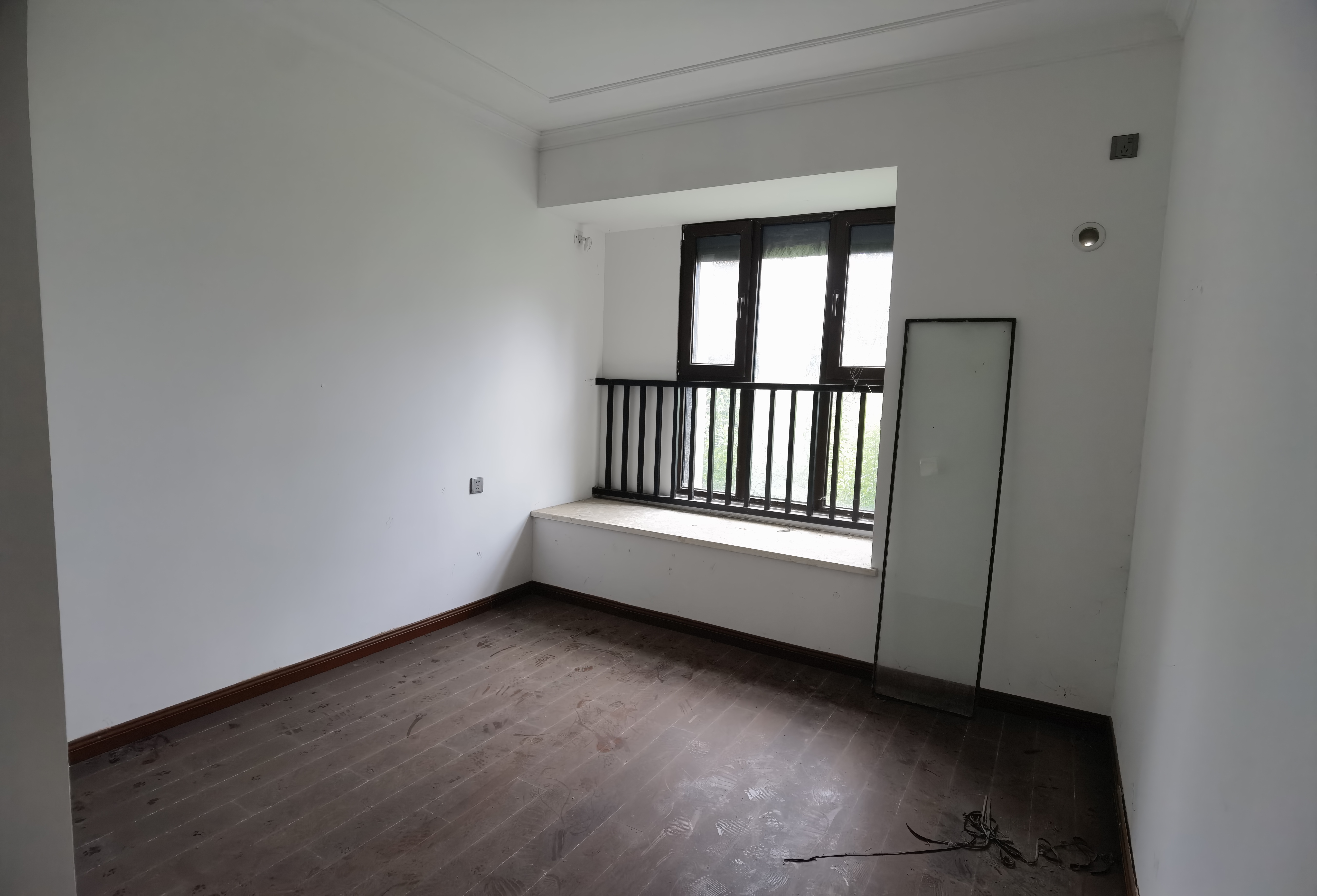 富力院士廷 4室2厅2卫 140m&sup2;