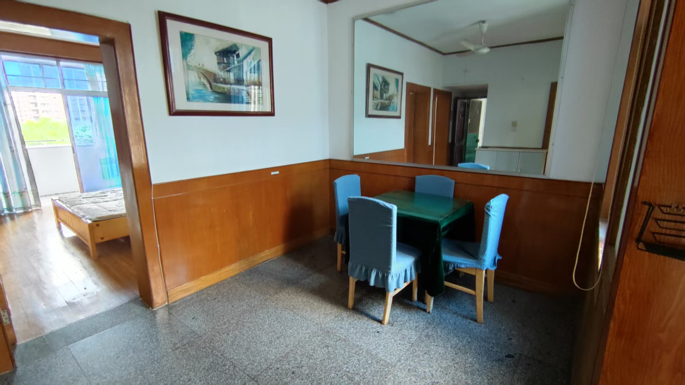 光明新村 2室1厅1卫 70m&sup2;