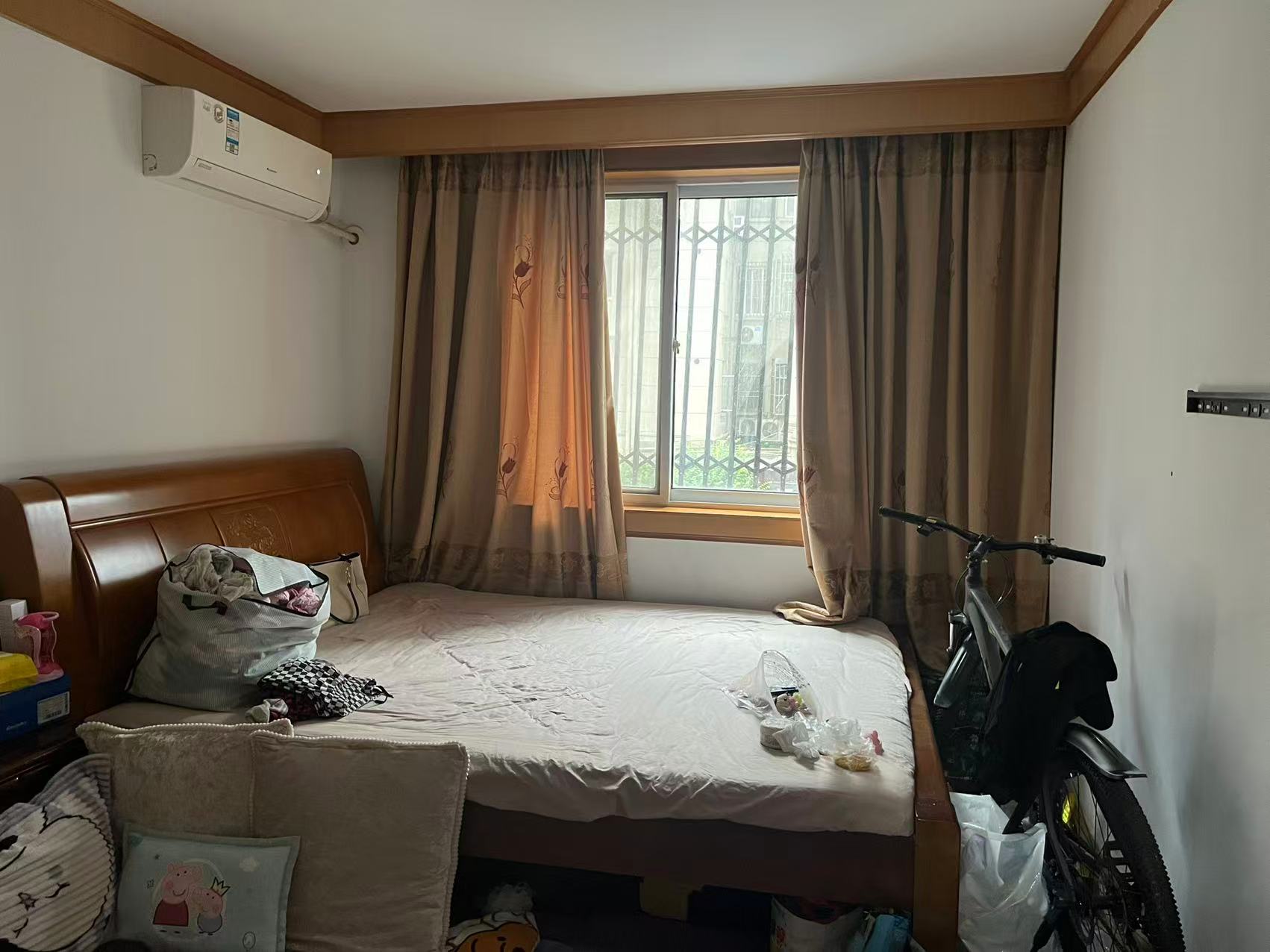 虹桥东村 2室1厅1卫 72m&sup2;