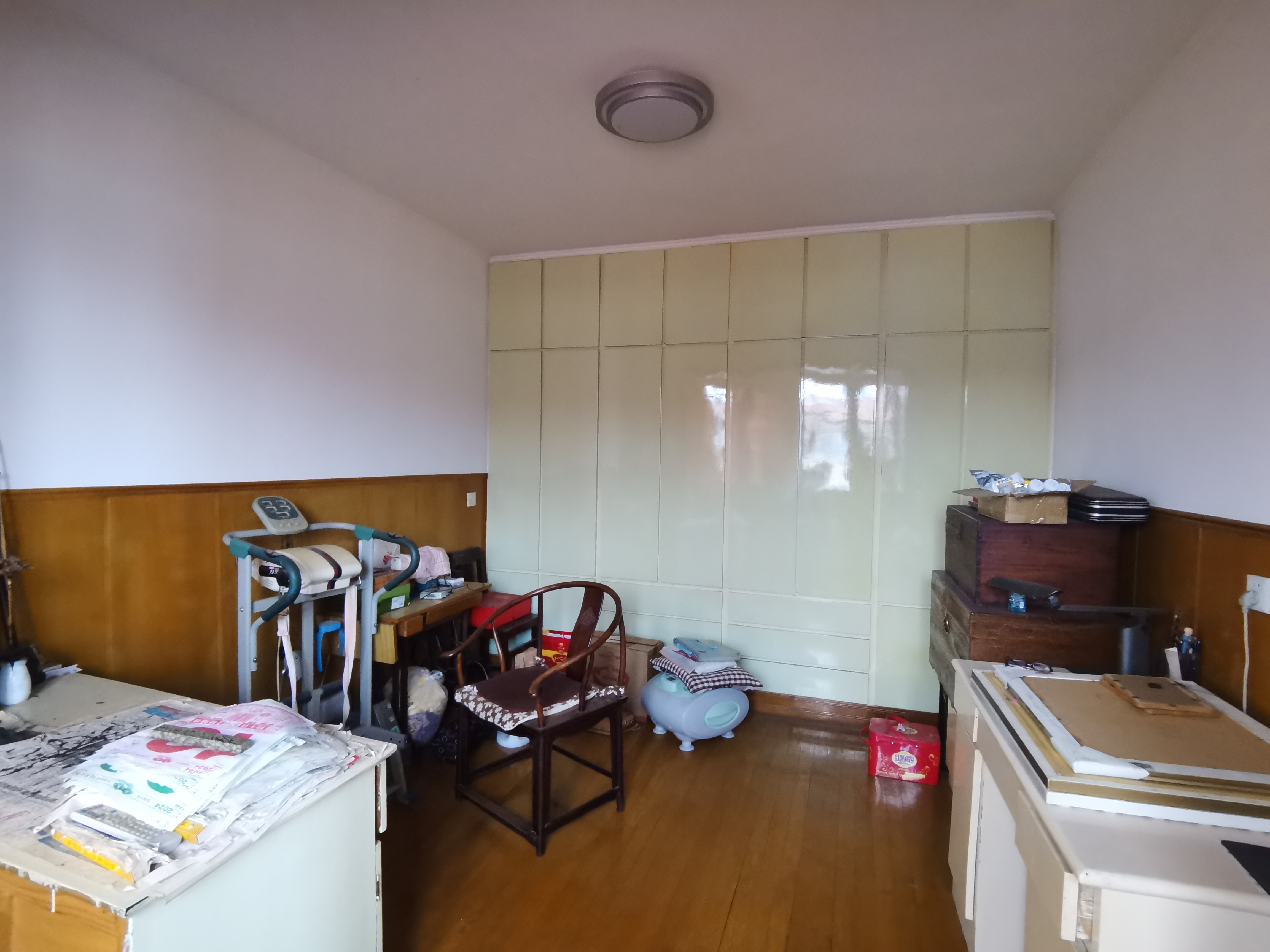 虹南小区 3室2厅1卫 111.7m&sup2;