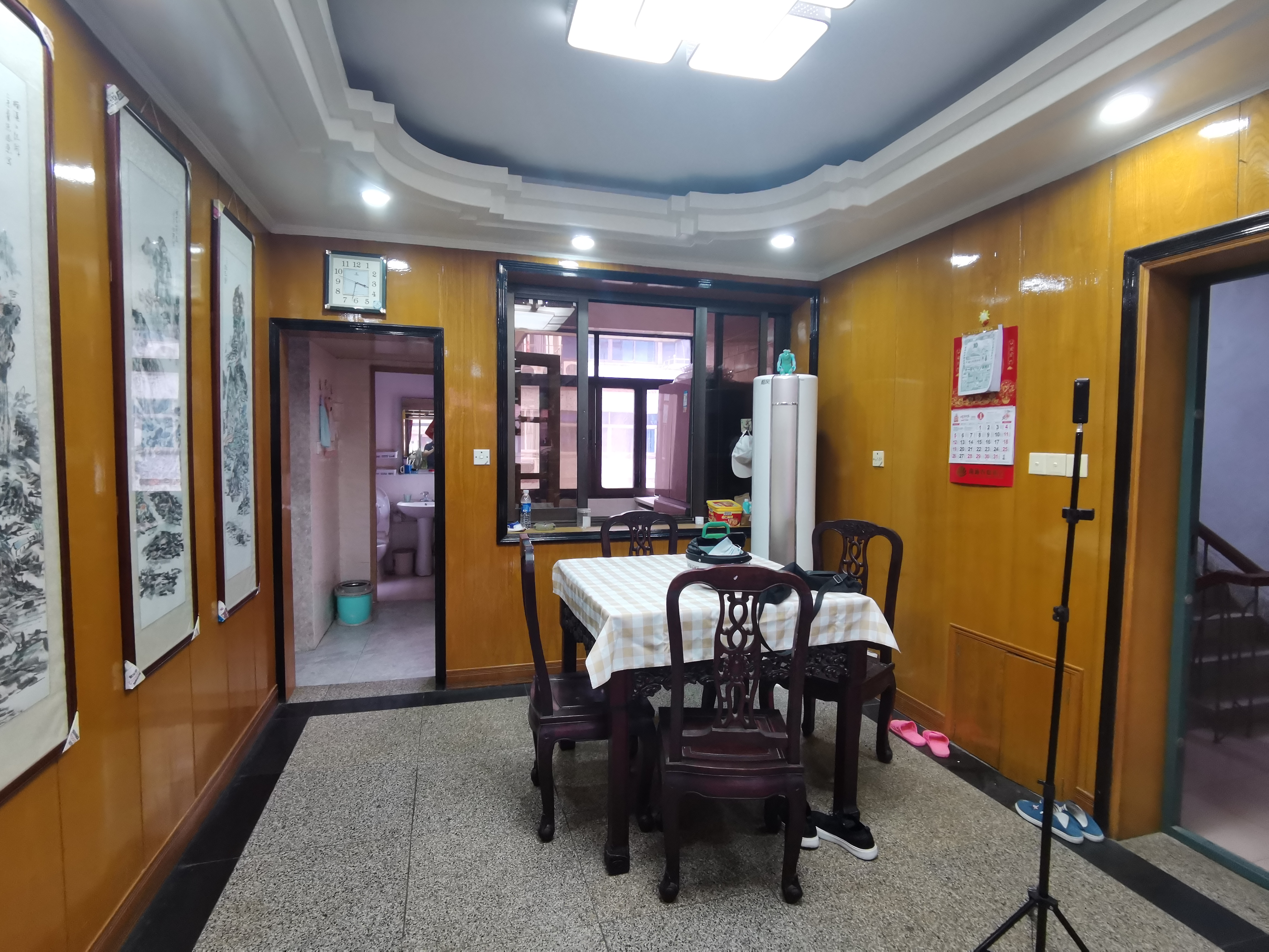 虹南小区 3室2厅1卫 111.7m&sup2;