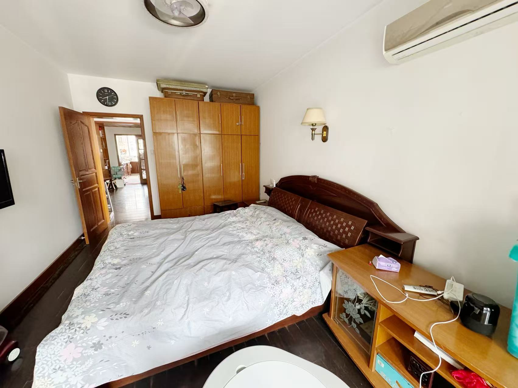 华侨花苑 3室2厅1卫 149m&sup2;