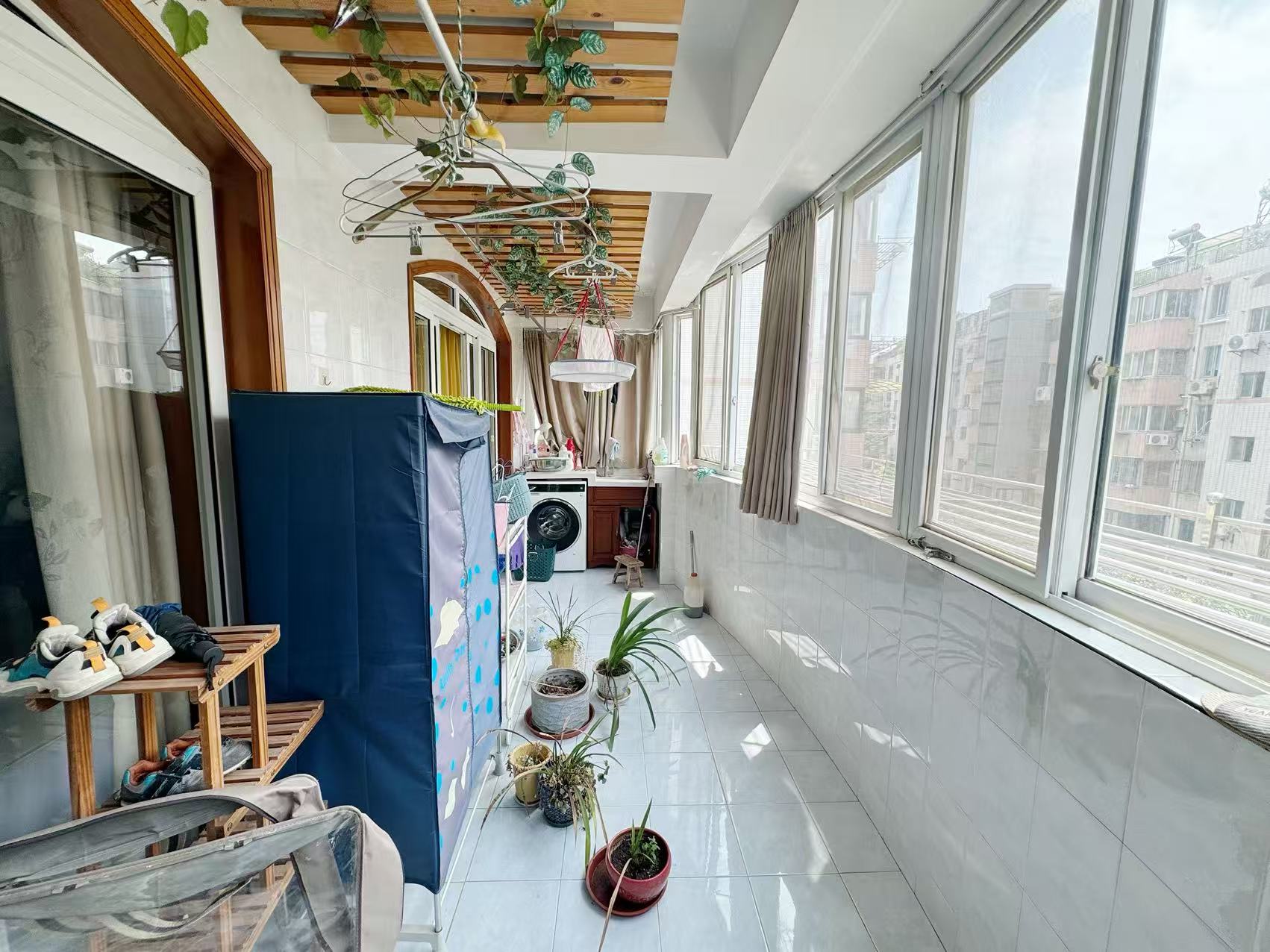 华侨花苑 3室2厅1卫 149m&sup2;