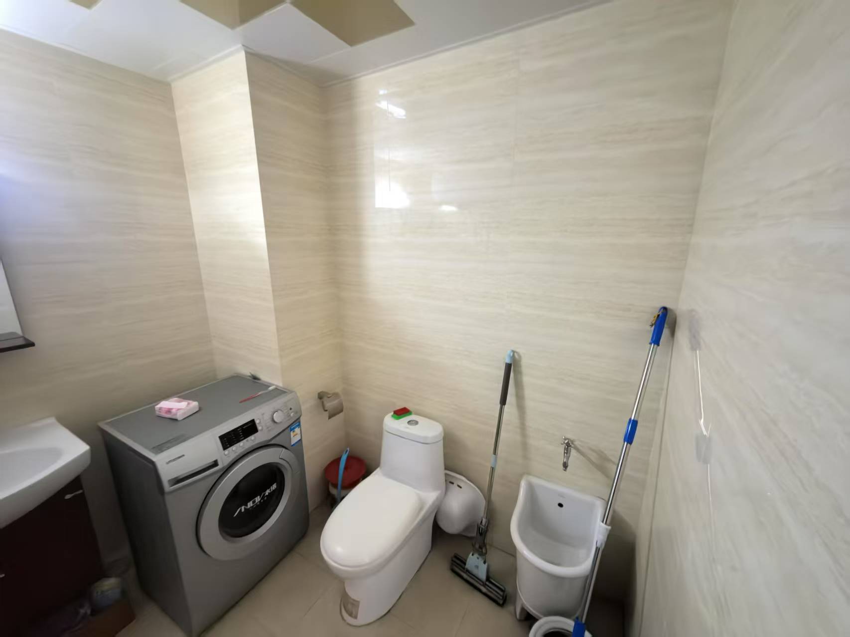 城市嘉苑 3室2厅2卫 135.41m&sup2;