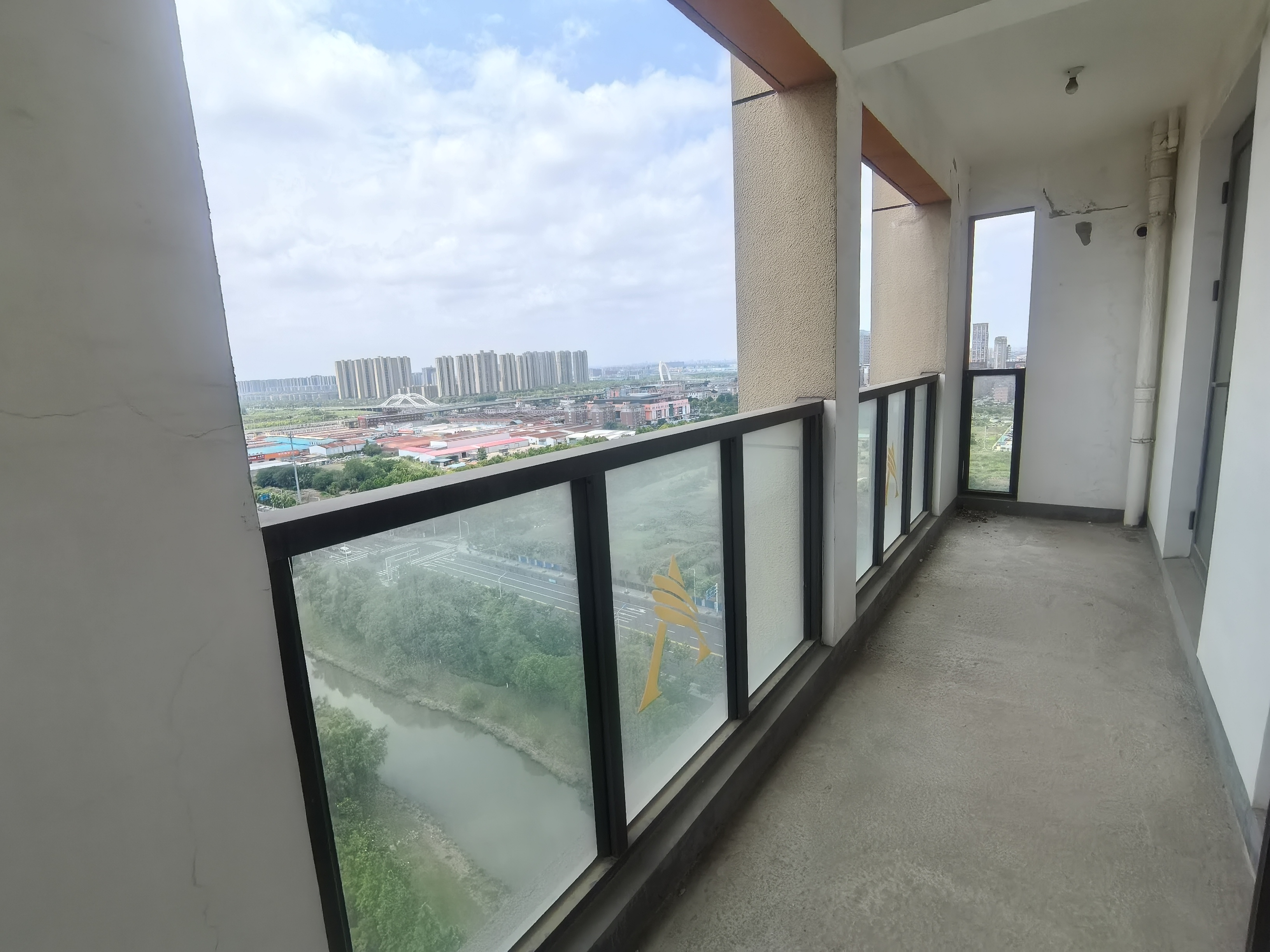 新瑞文化翡翠园 5室2厅3卫 220.00m&sup2;