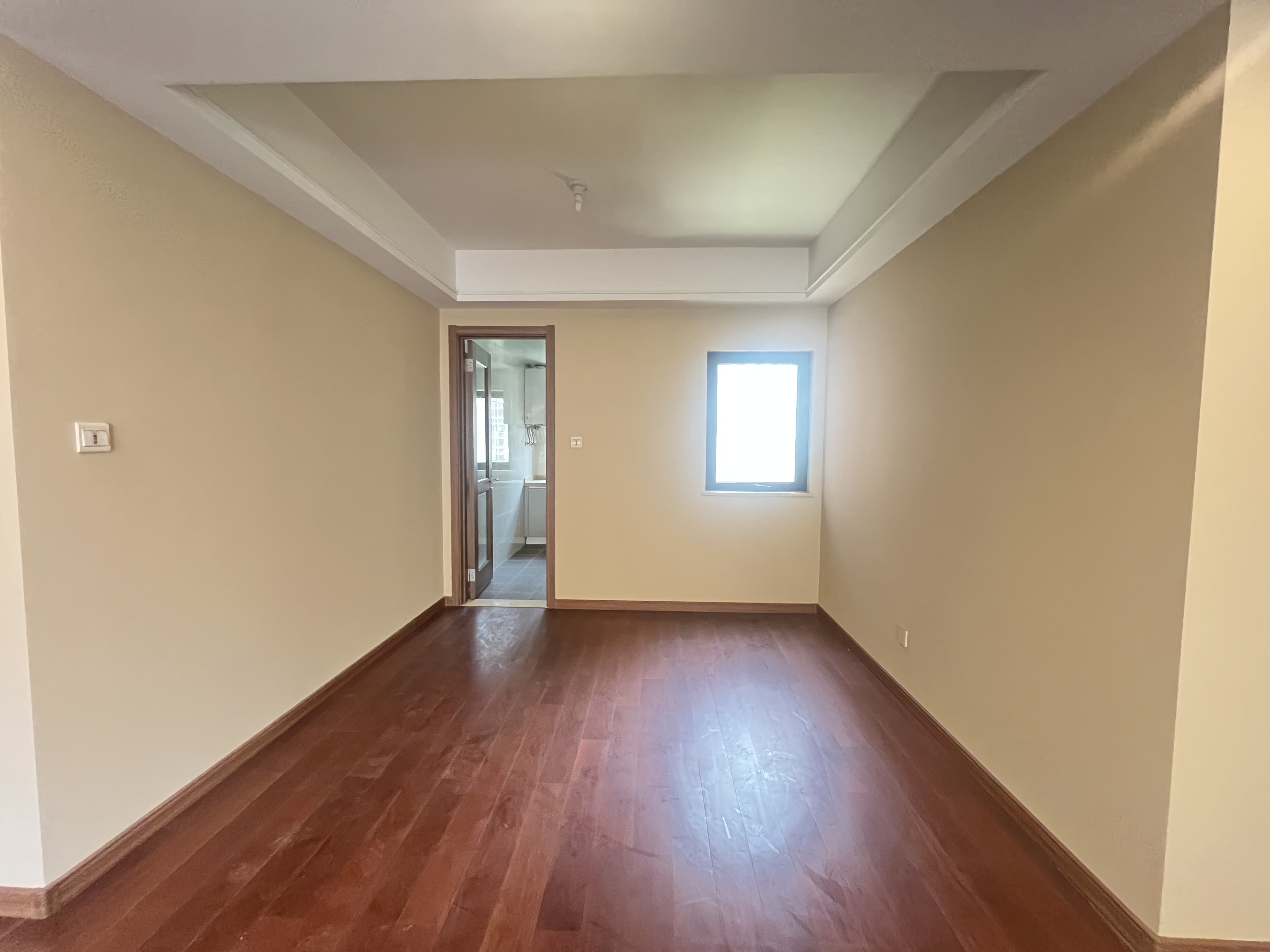 万科公园里二期 4室2厅2卫 143m²