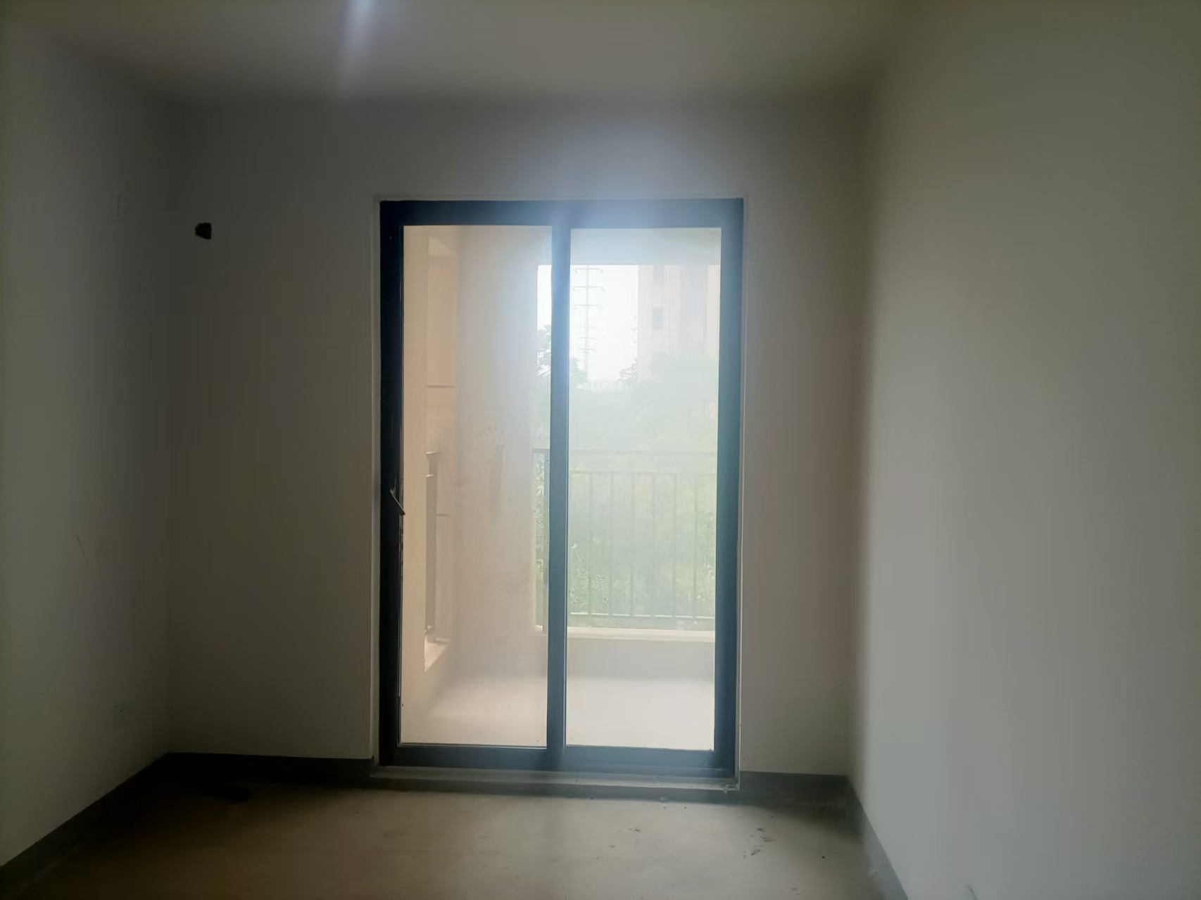 绿地新里城 3室2厅2卫 106.08m&sup2;
