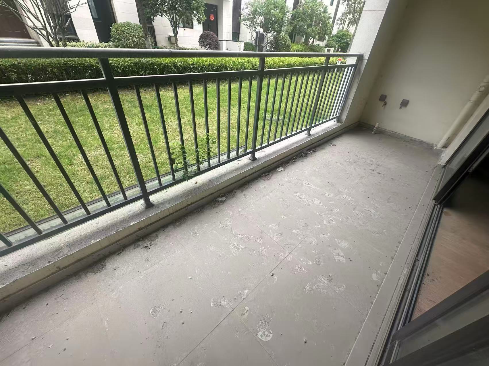 春风南岸东园 4室2厅3卫 167m&sup2;