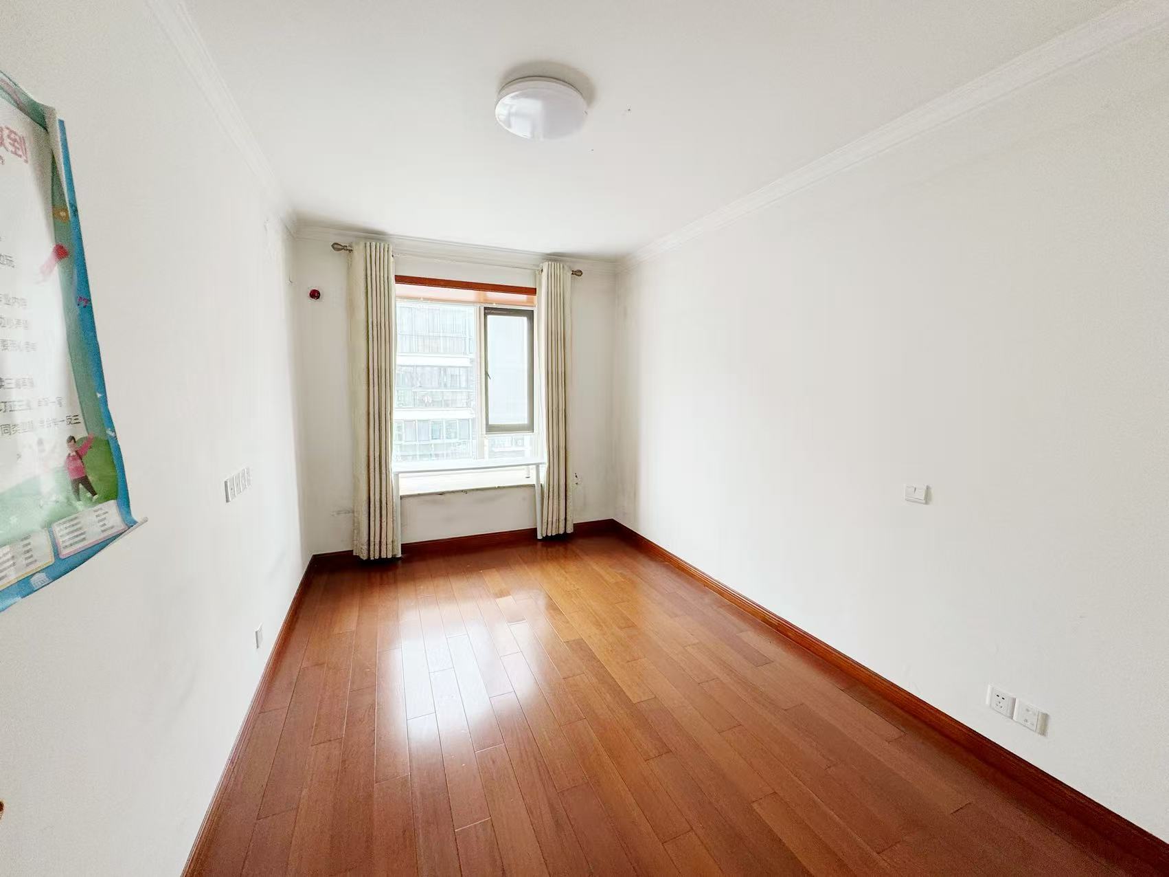 江海名苑南区 3室2厅2卫 146.73m&sup2;