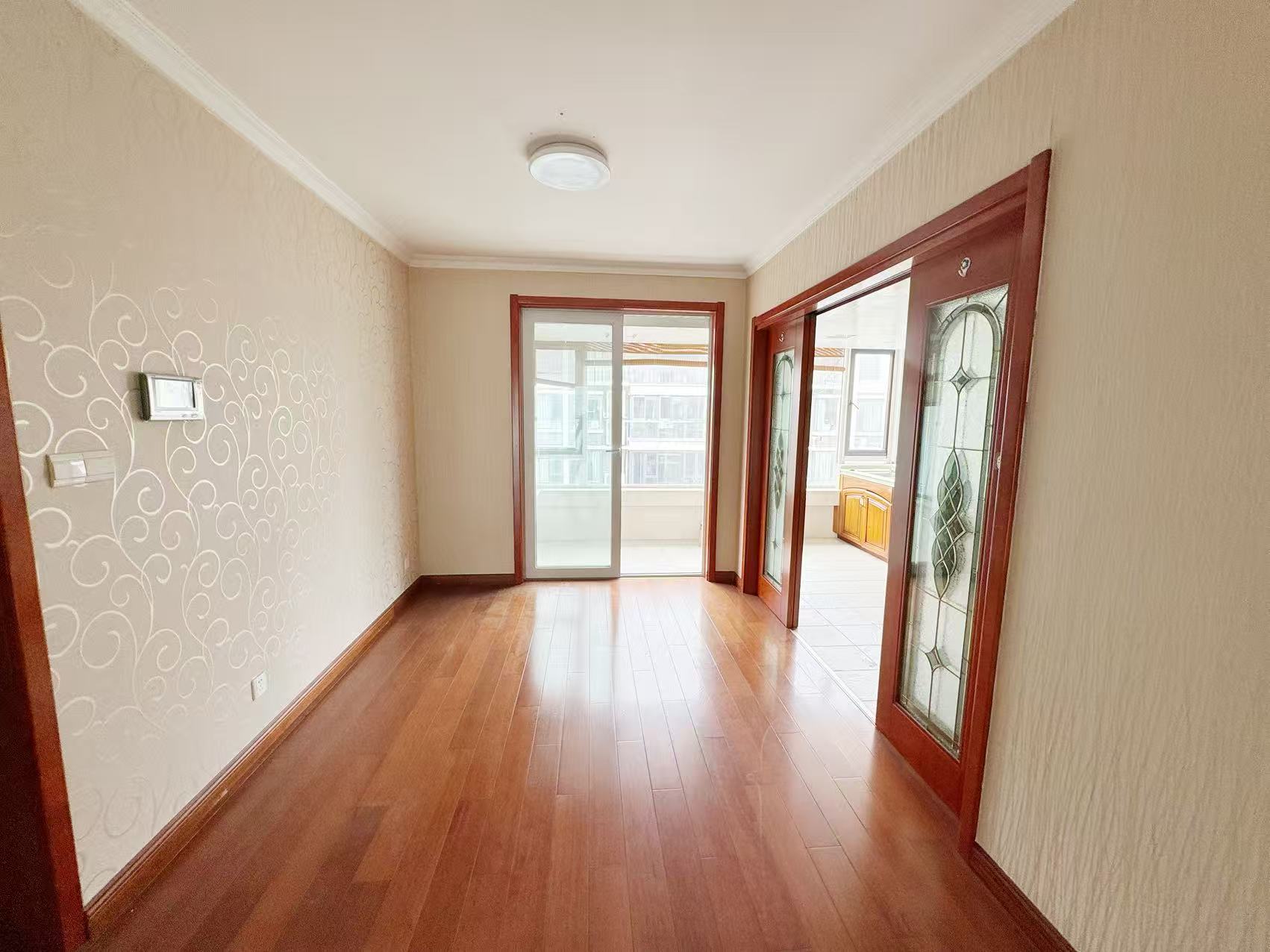 江海名苑南区 3室2厅2卫 146.73m&sup2;