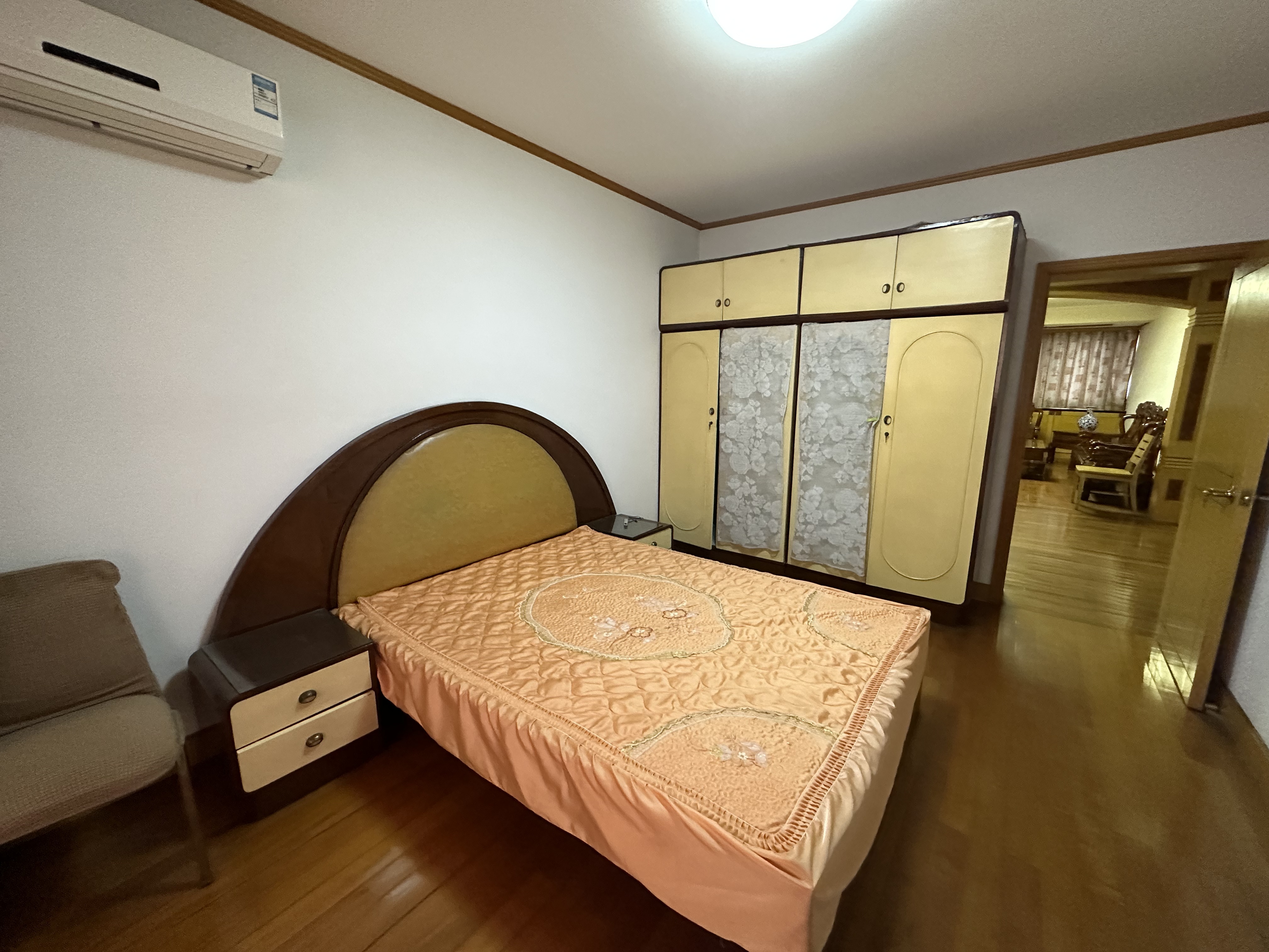 健康公寓 3室2厅1卫 122.8m&sup2;