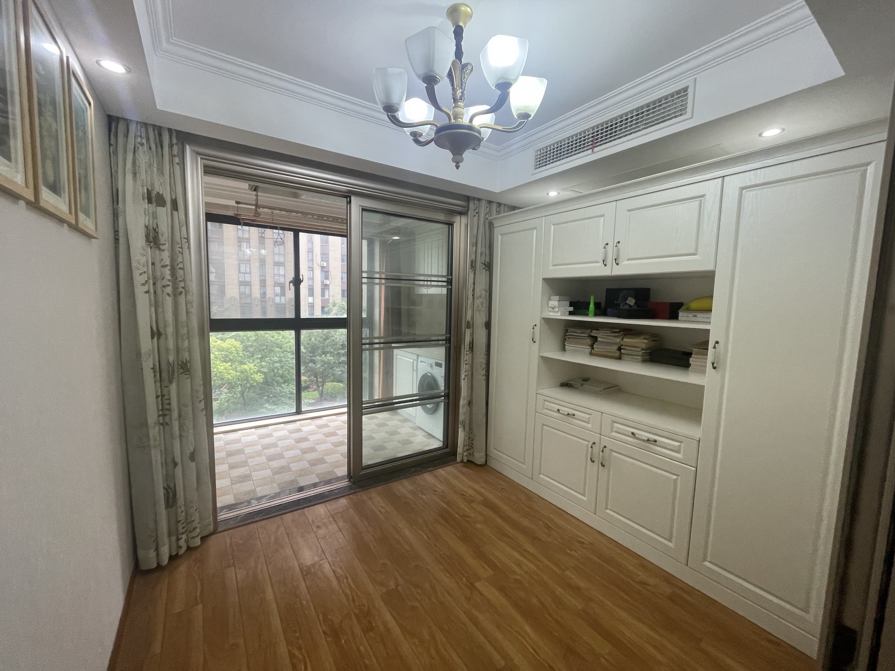 盛和花半里 3室2厅2卫 142.1m&sup2;