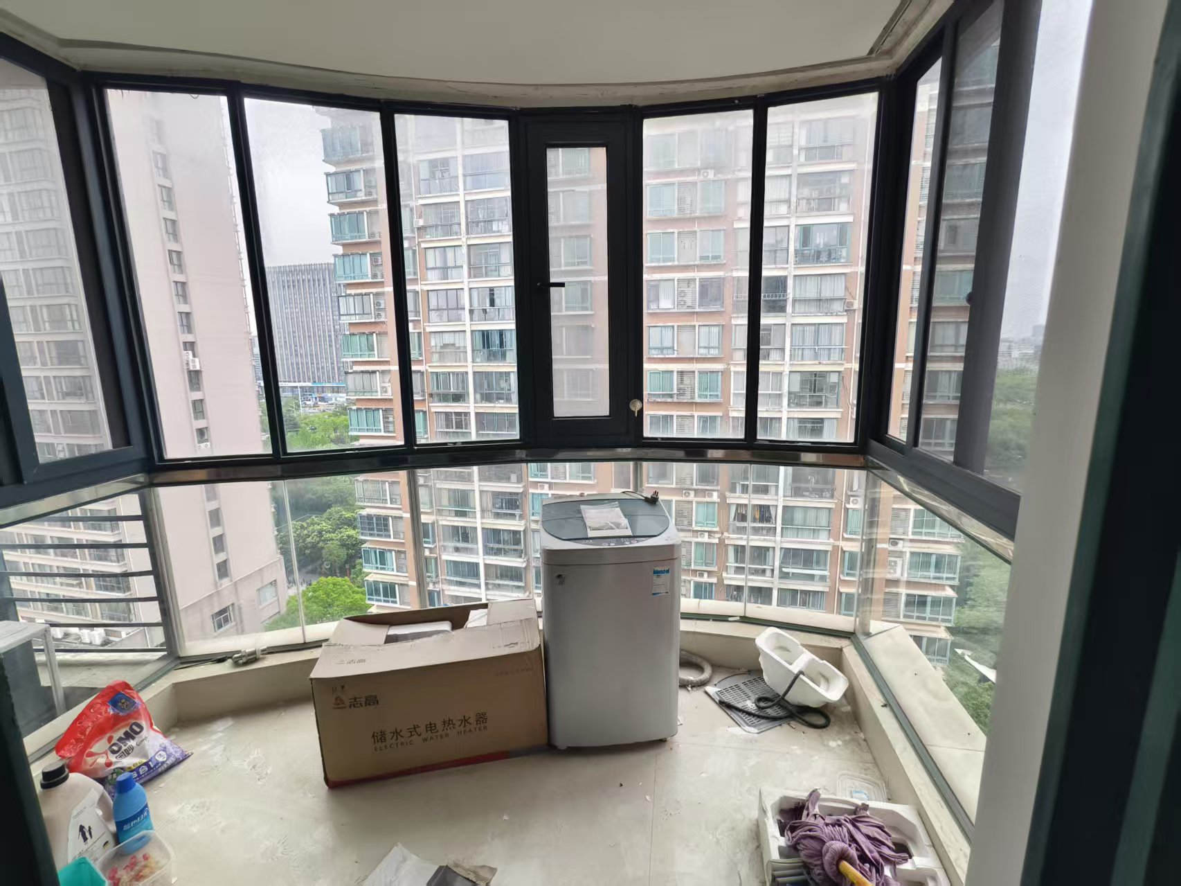 江海皇都私家花园 3室2厅2卫 139m&sup2;