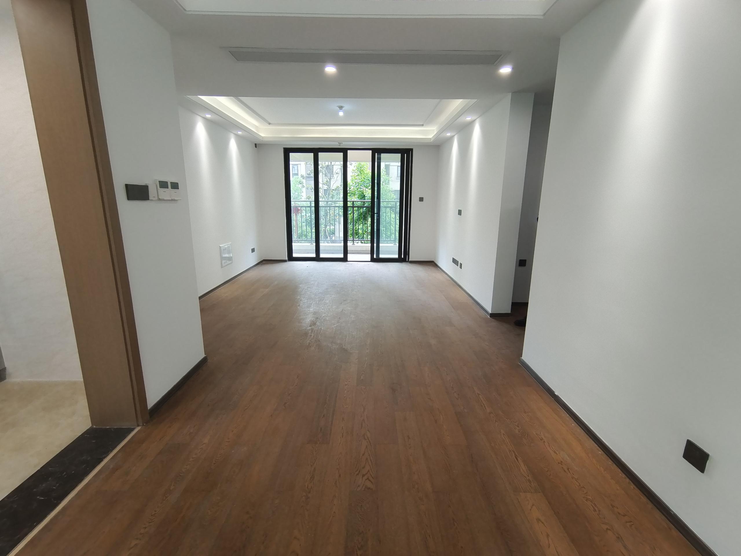 春风南岸东园 4室2厅2卫 122m²