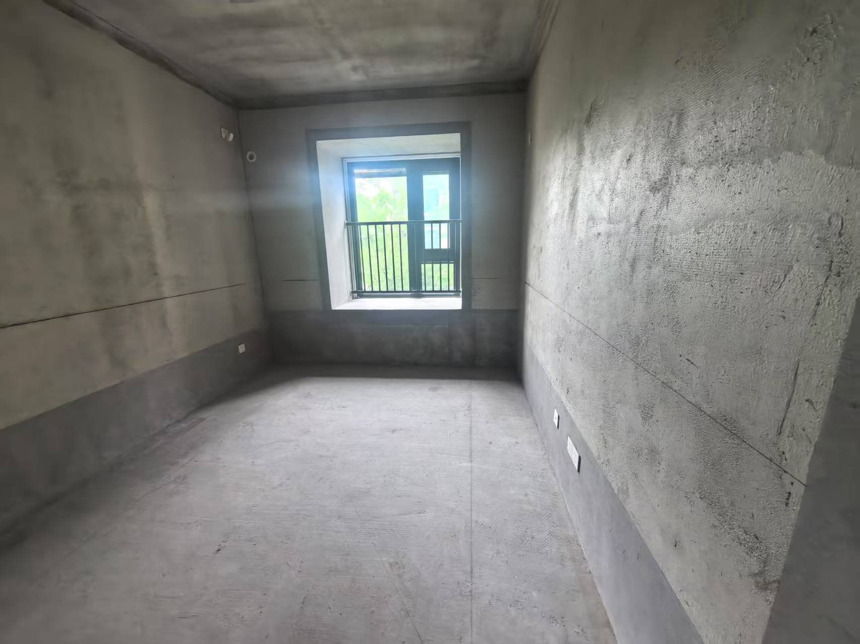神辉上麟府 4室2厅2卫 137m&sup2;