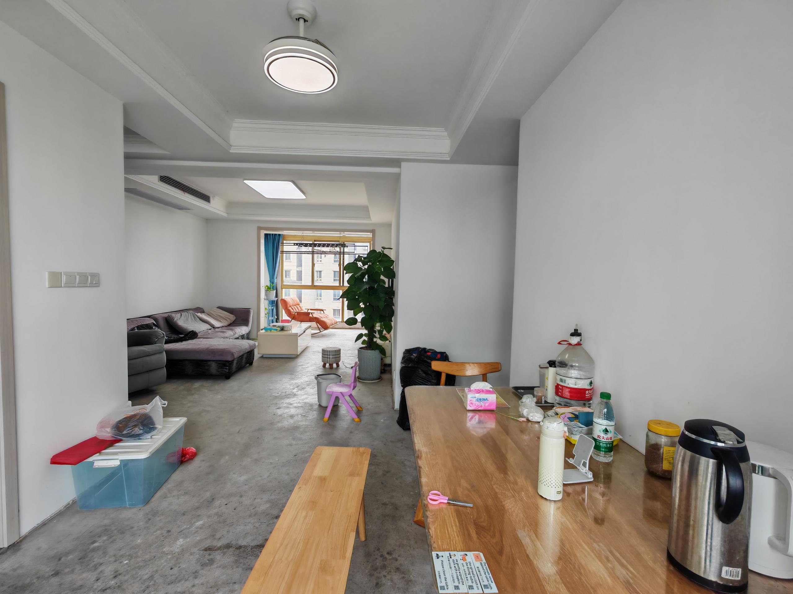 恒盛豪庭 3室2厅2卫 133m&sup2;