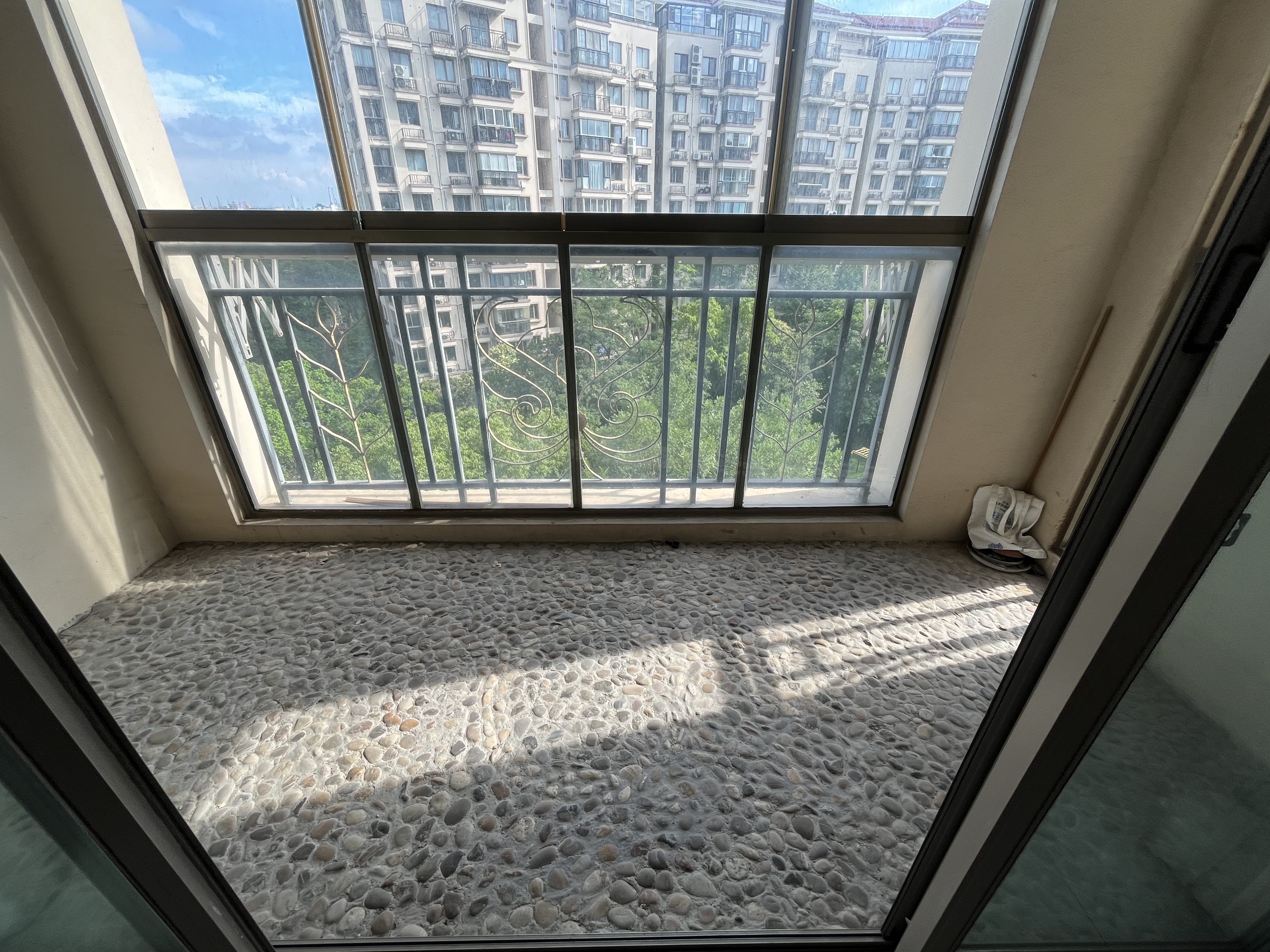 优山美地花园南区 3室2厅2卫 128.9m&sup2;
