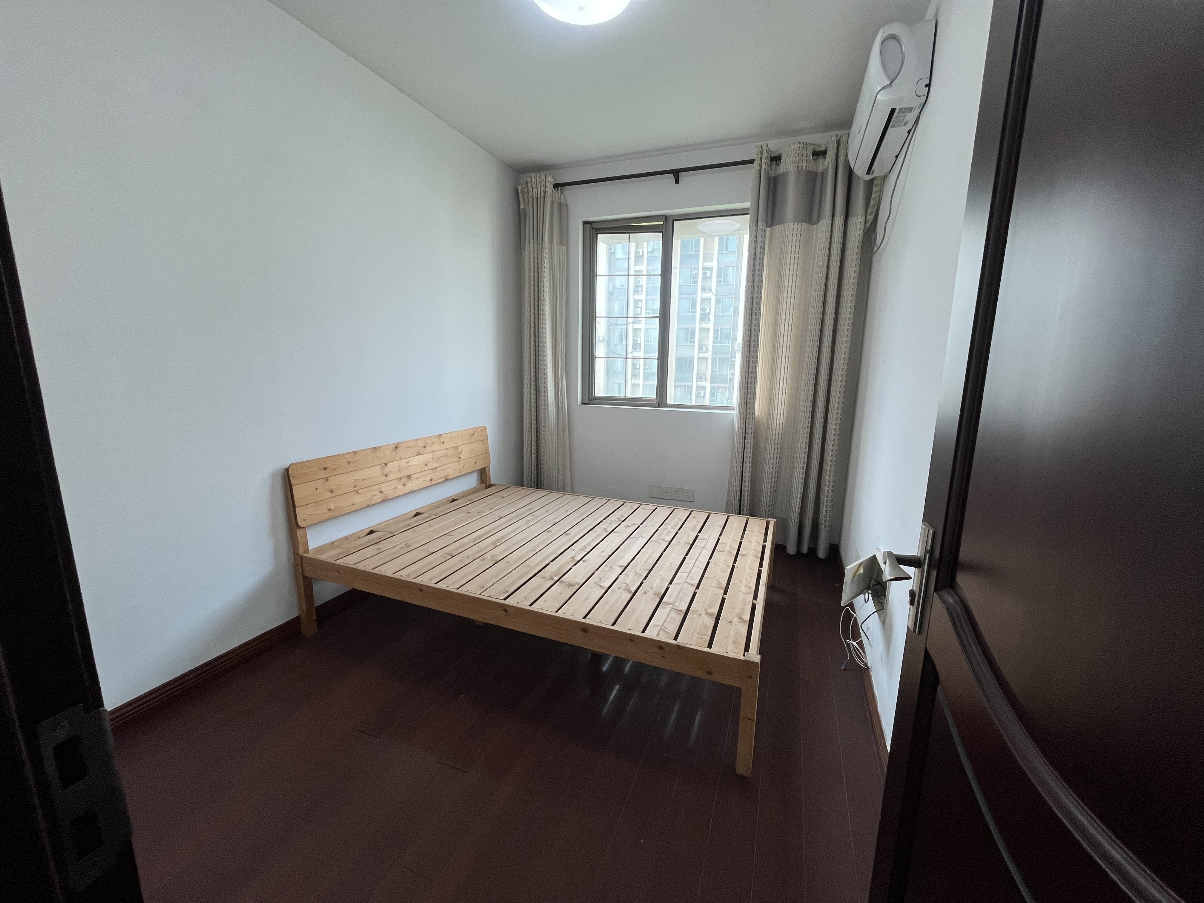 优山美地花园南区 3室2厅2卫 128.9m&sup2;