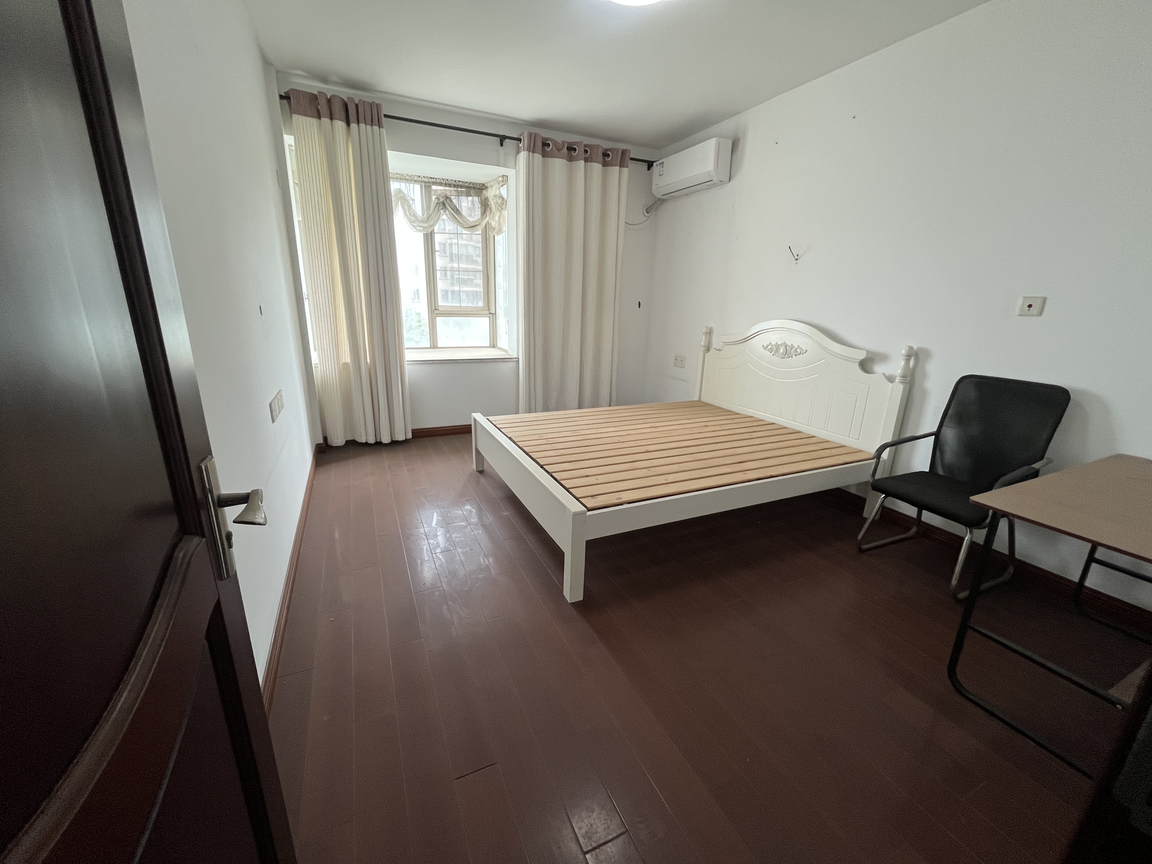 优山美地花园南区 3室2厅2卫 128.9m&sup2;