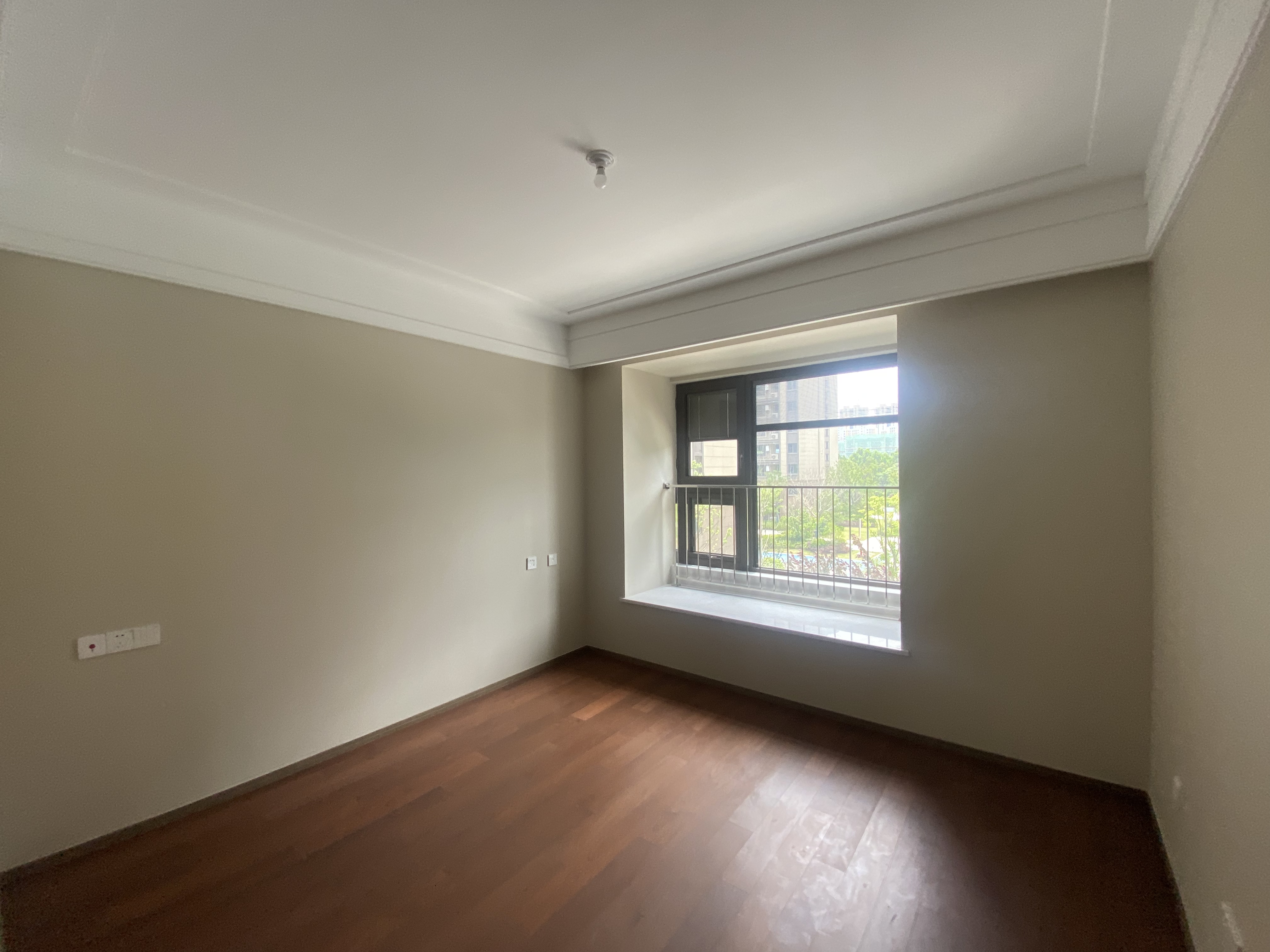 圆融玺悦 4室2厅2卫 130.98m&sup2;