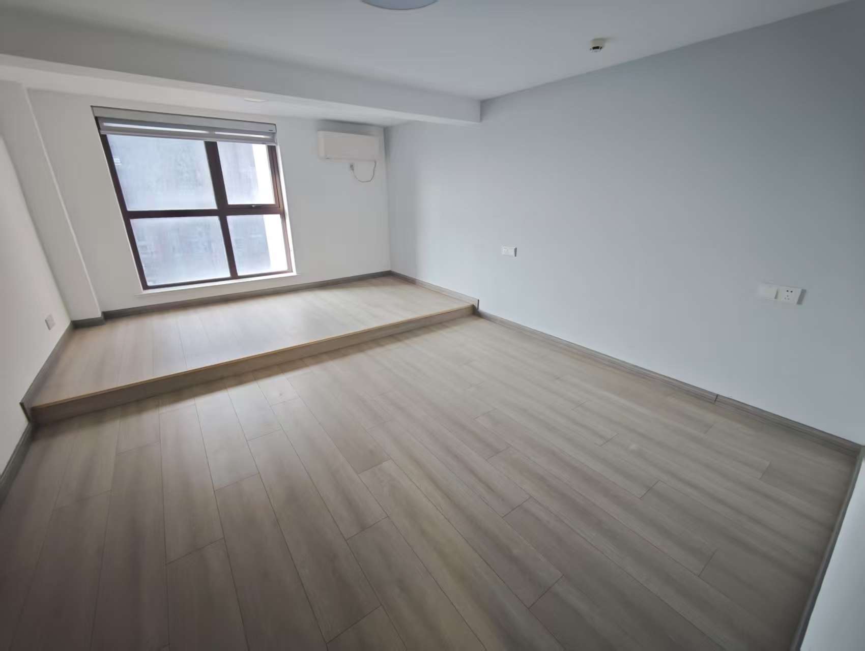 恒隆国际 1室1厅1卫 69.00m&sup2;