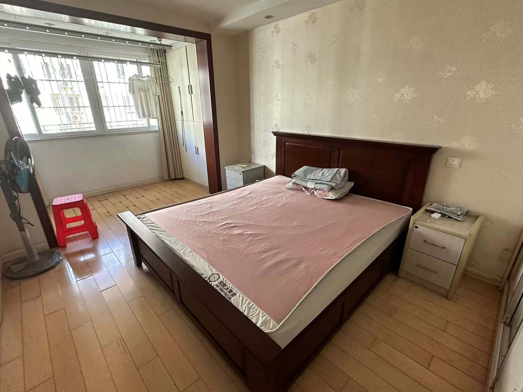 天勤家园 2室1厅1卫 90m&sup2;