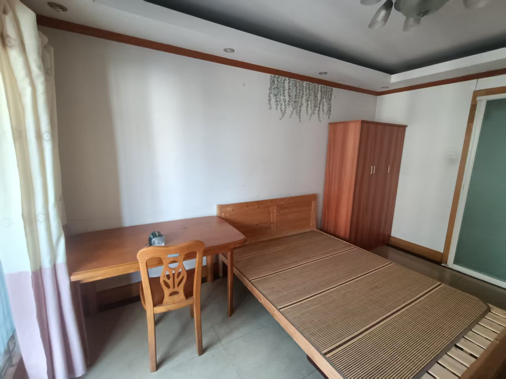 德民花苑东区 3室1厅1卫 126m&sup2;