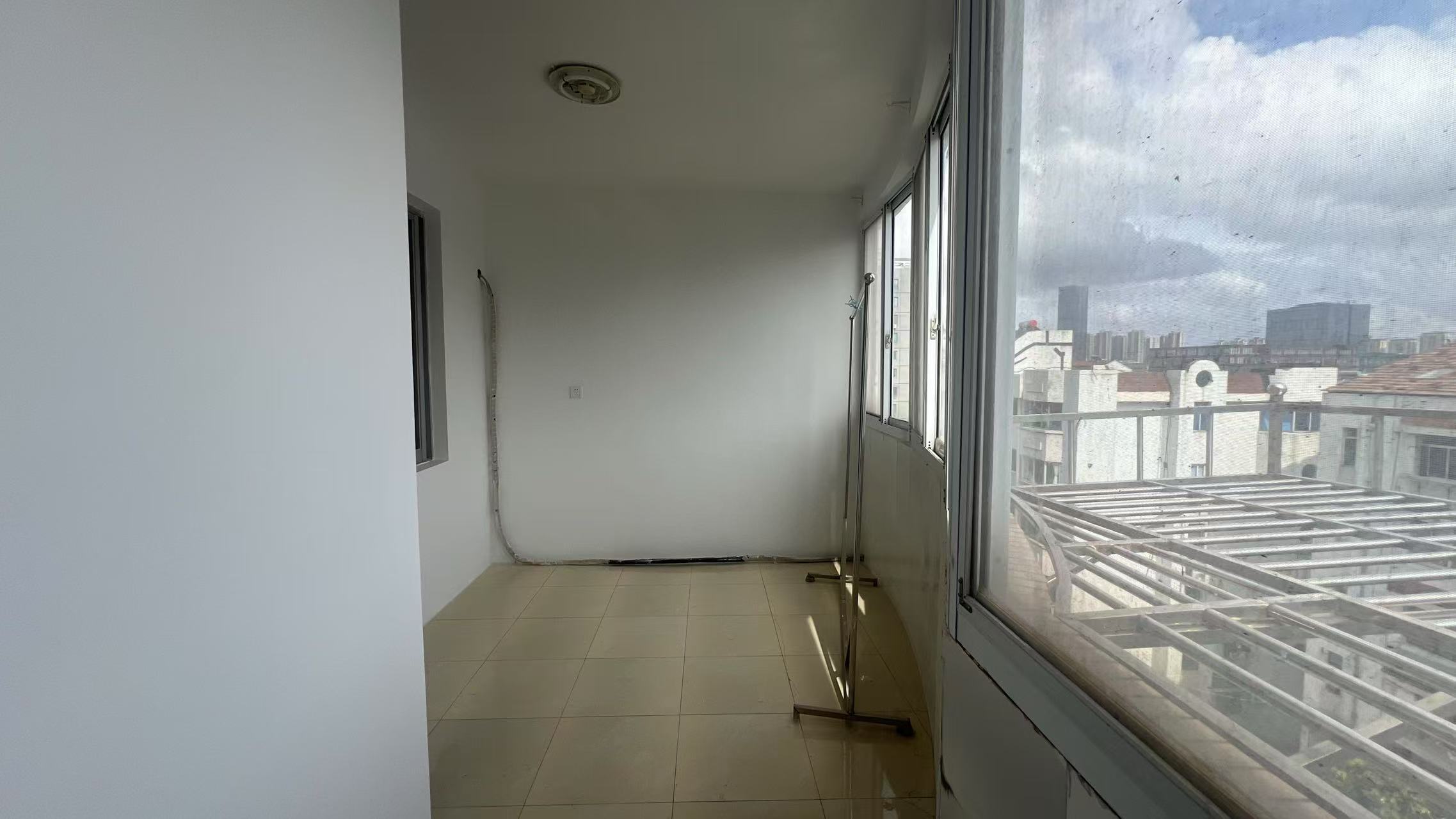 八角亭小区 3室2厅1卫 118m&sup2;