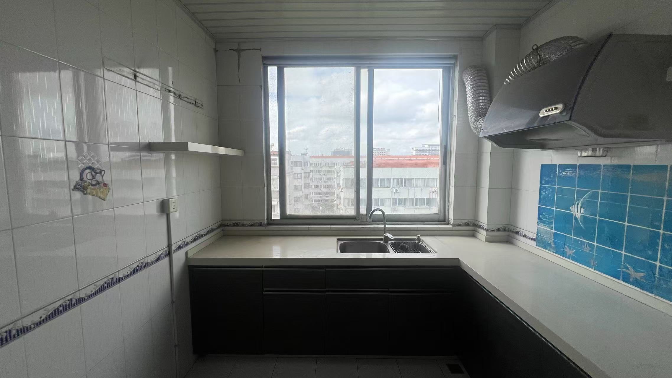 八角亭小区 3室2厅1卫 118m&sup2;