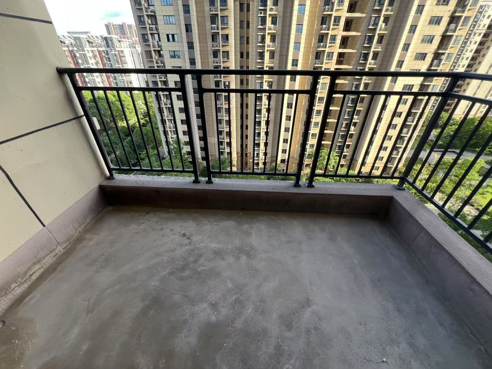 皇家花园北区 3室2厅1卫 119.00m&sup2;