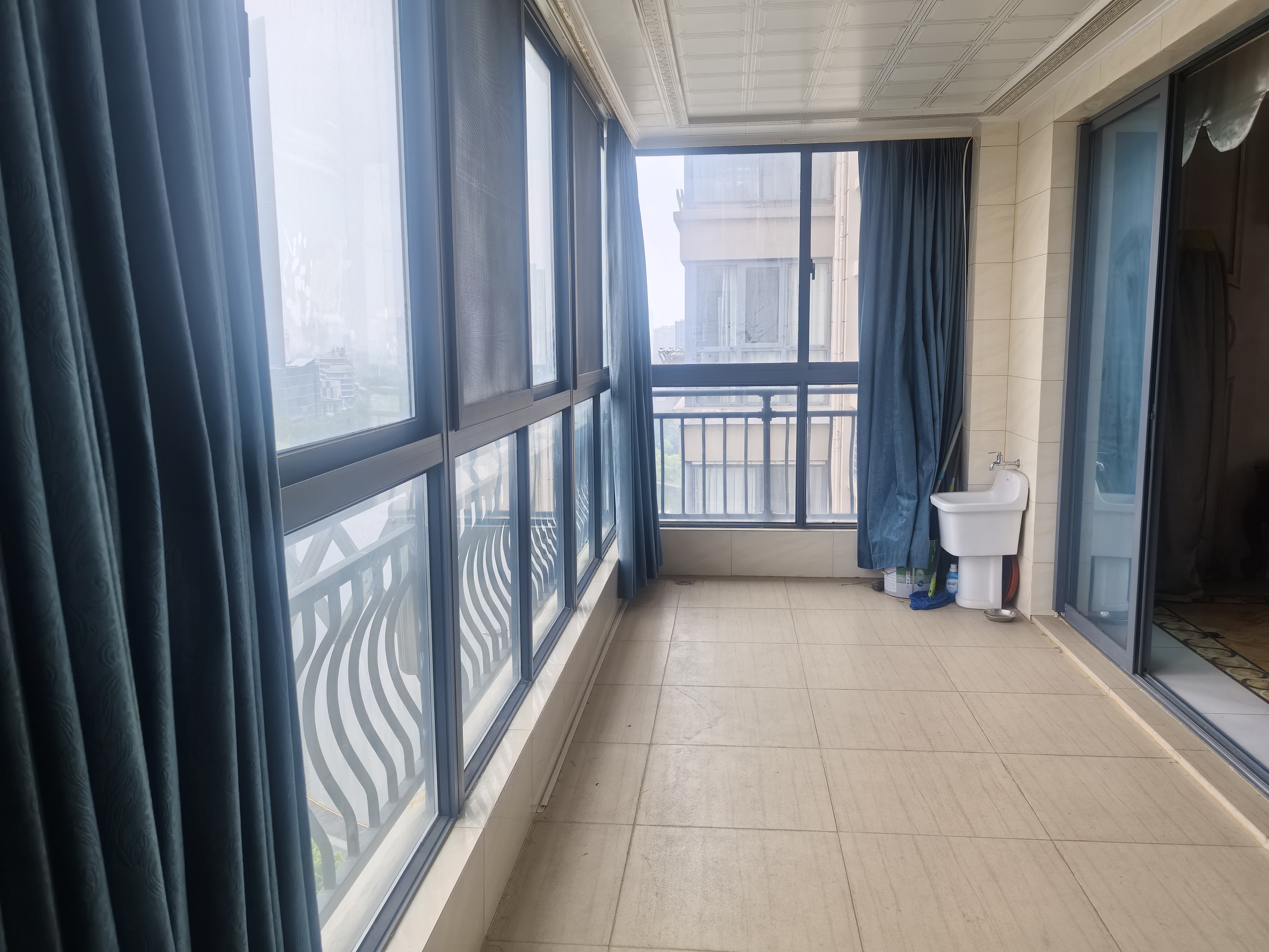 碧桂园天玺湾 5室2厅2卫 273m&sup2;