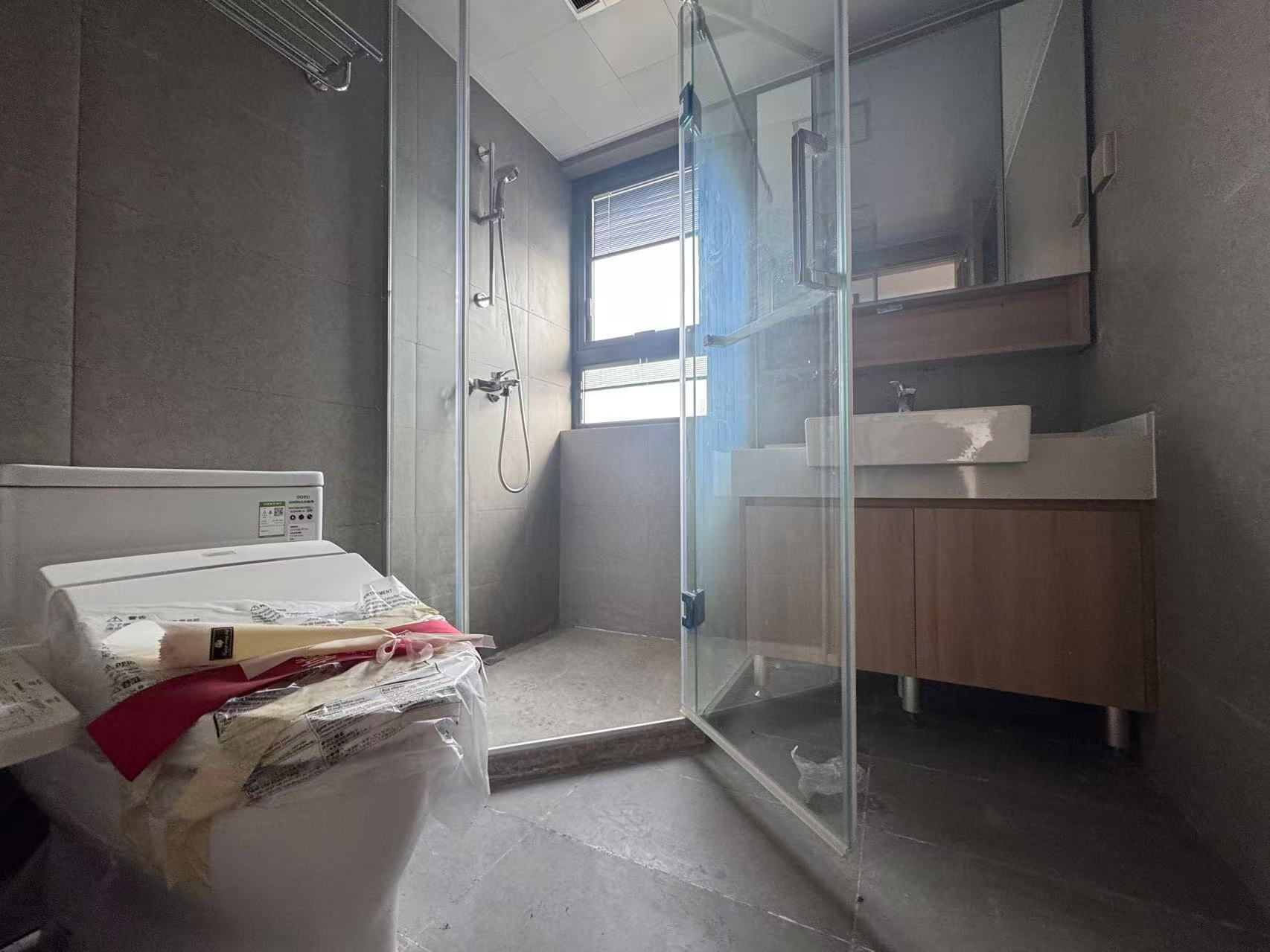 雍华府 3室2厅2卫 118m&sup2;