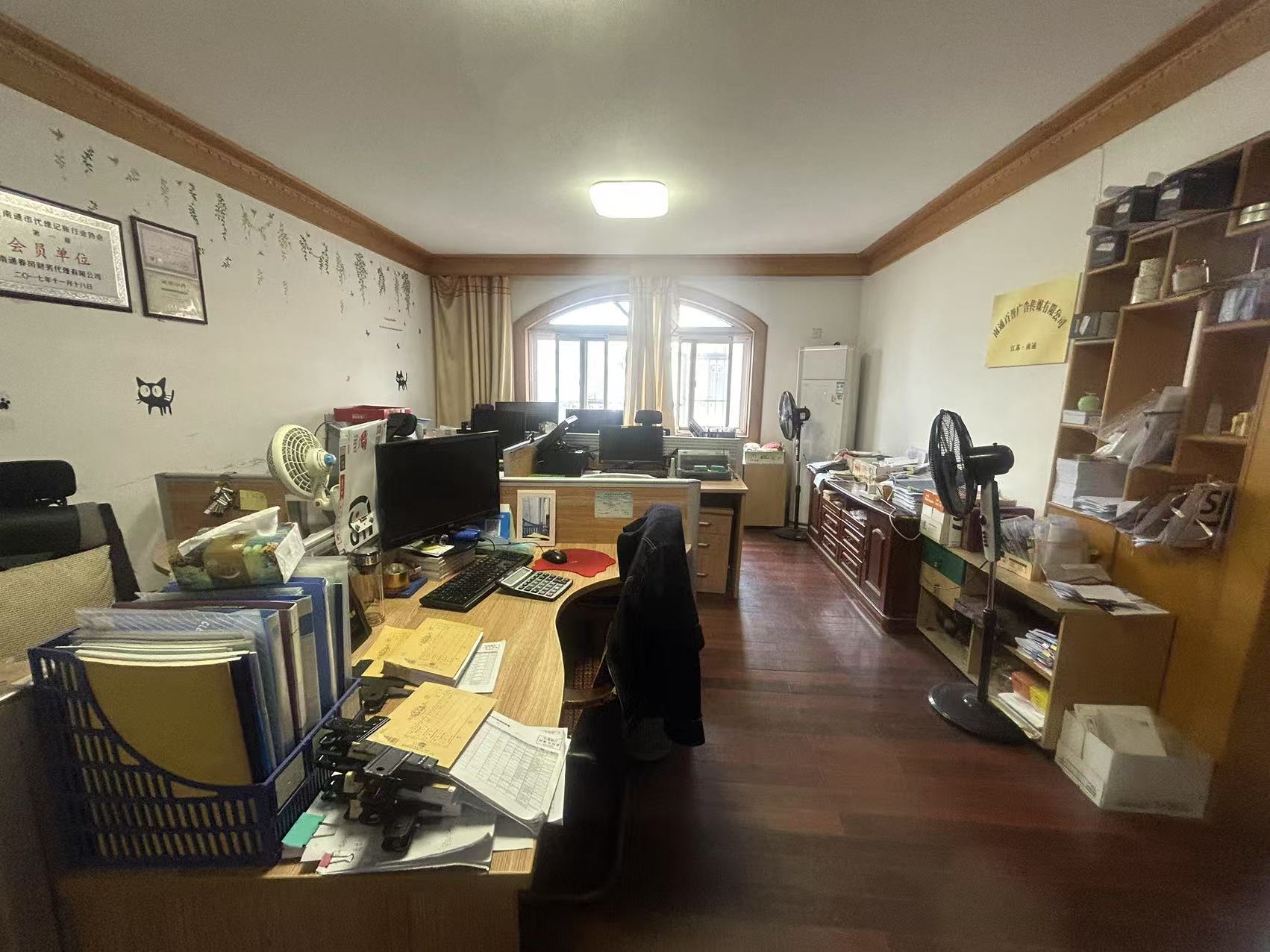 濠西园华迪小区 3室2厅2卫 135m&sup2;