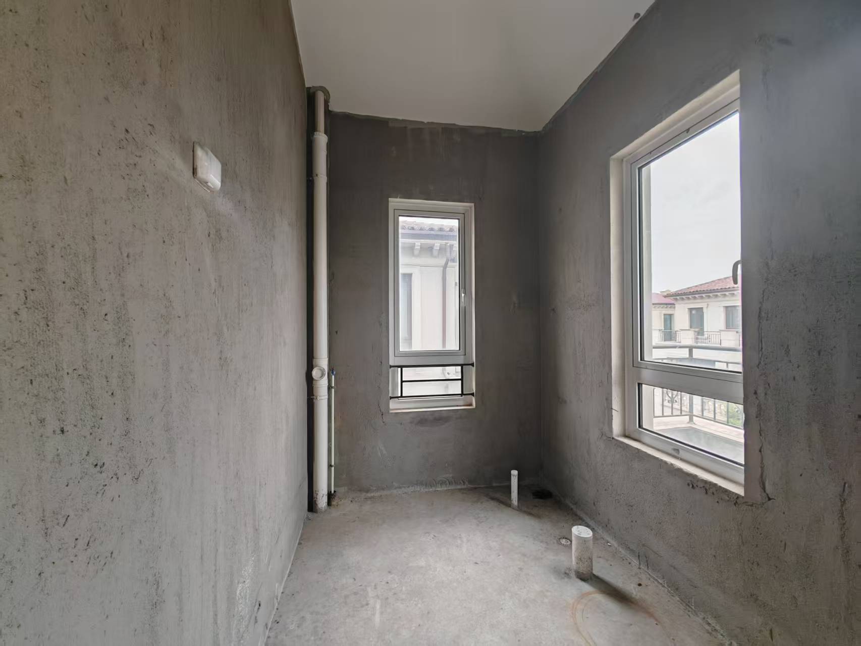 顺发御园 5室2厅4卫 371m&sup2;