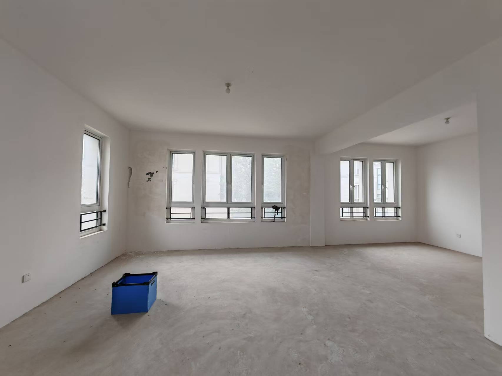 顺发御园 5室2厅4卫 371m&sup2;