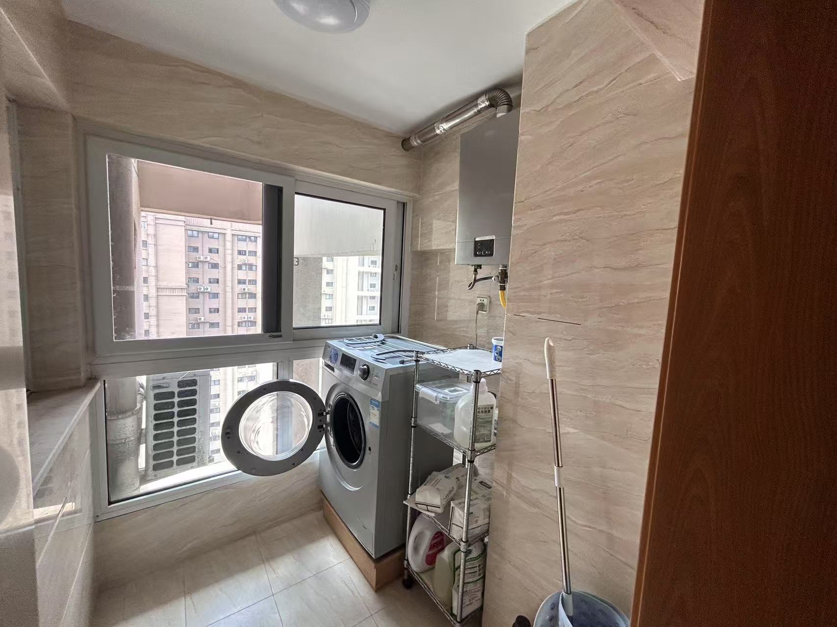 纽约时代 3室2厅1卫 59.56m&sup2;