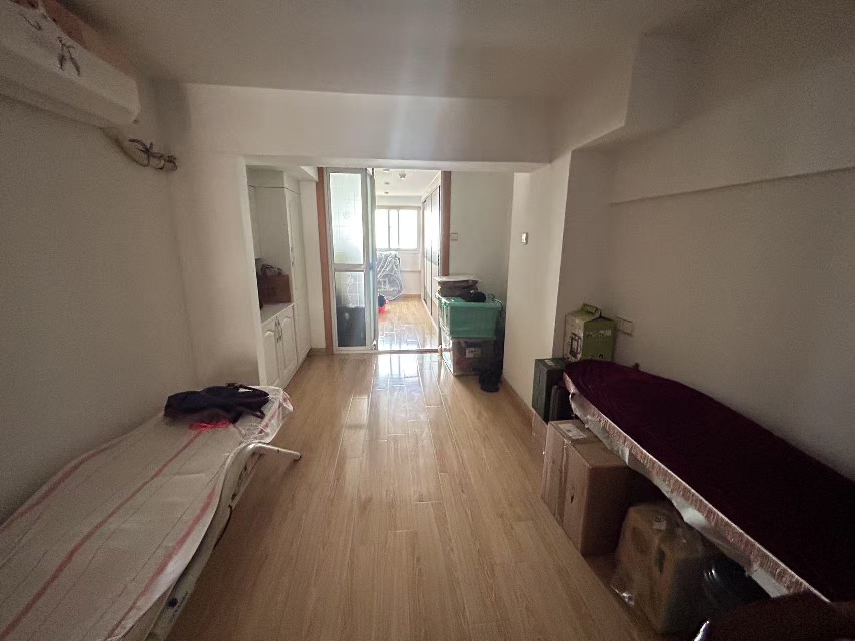 纽约时代 3室2厅1卫 59.56m&sup2;