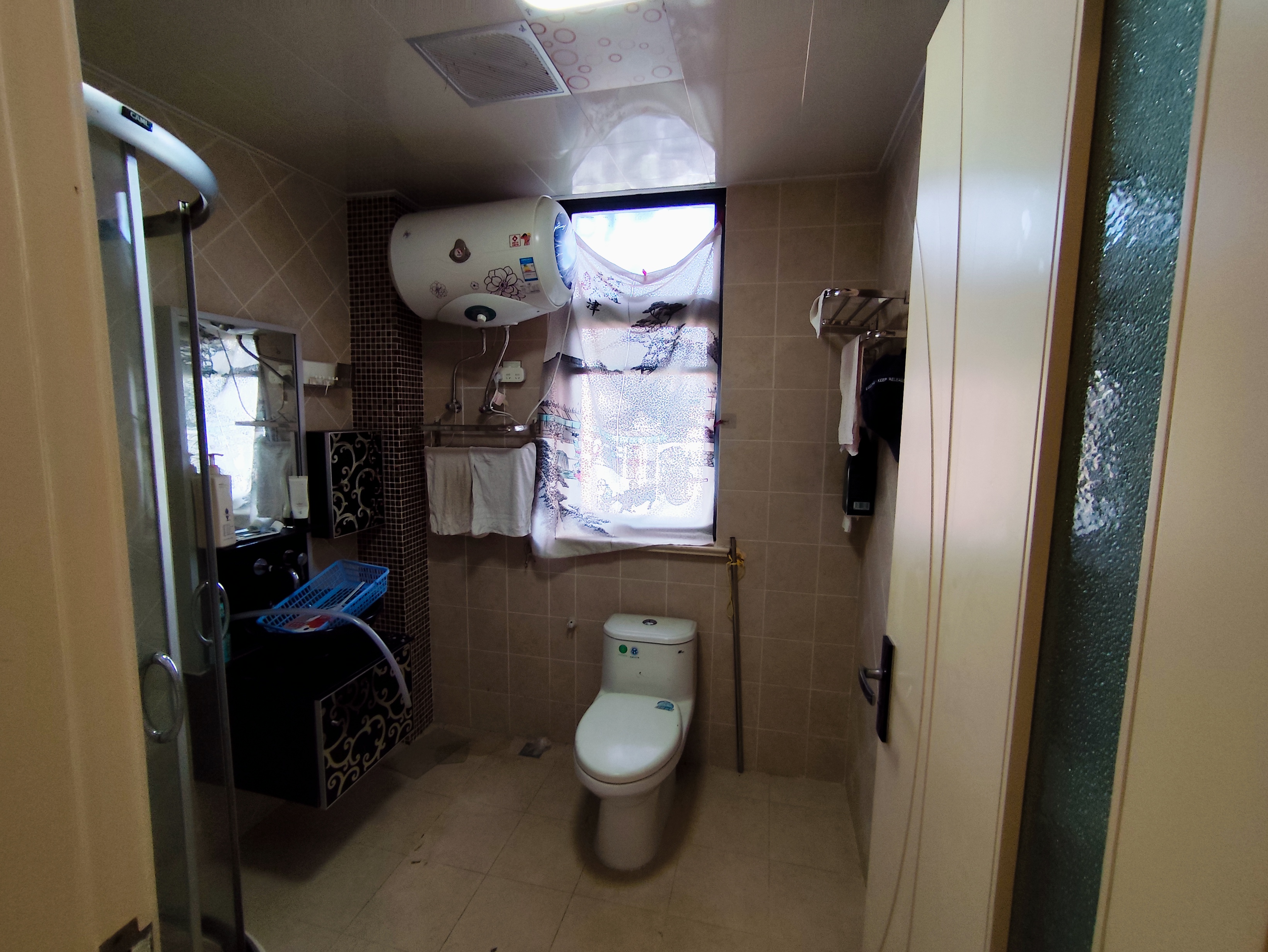 金水湾花园 4室2厅3卫 208.23m&sup2;