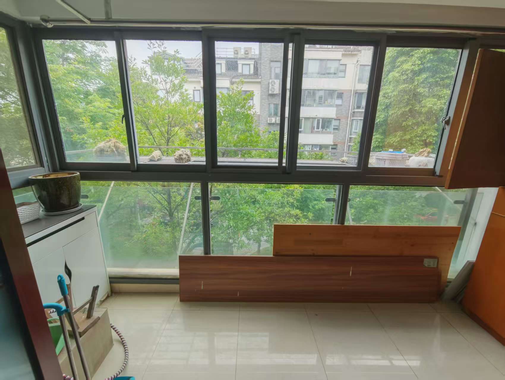 江海名苑南区 4室2厅2卫 170.00m&sup2;