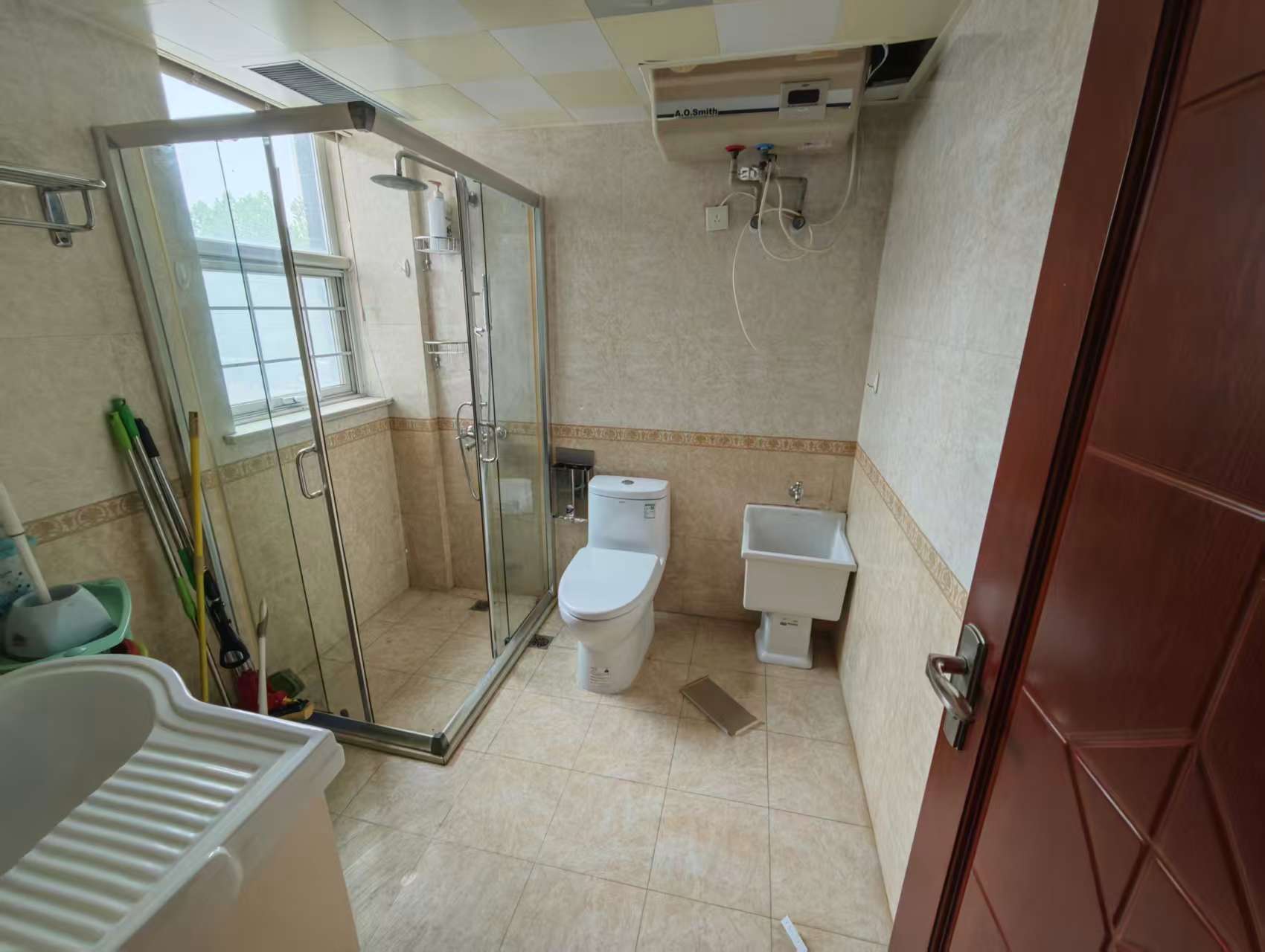 江海名苑南区 4室2厅2卫 170.00m&sup2;