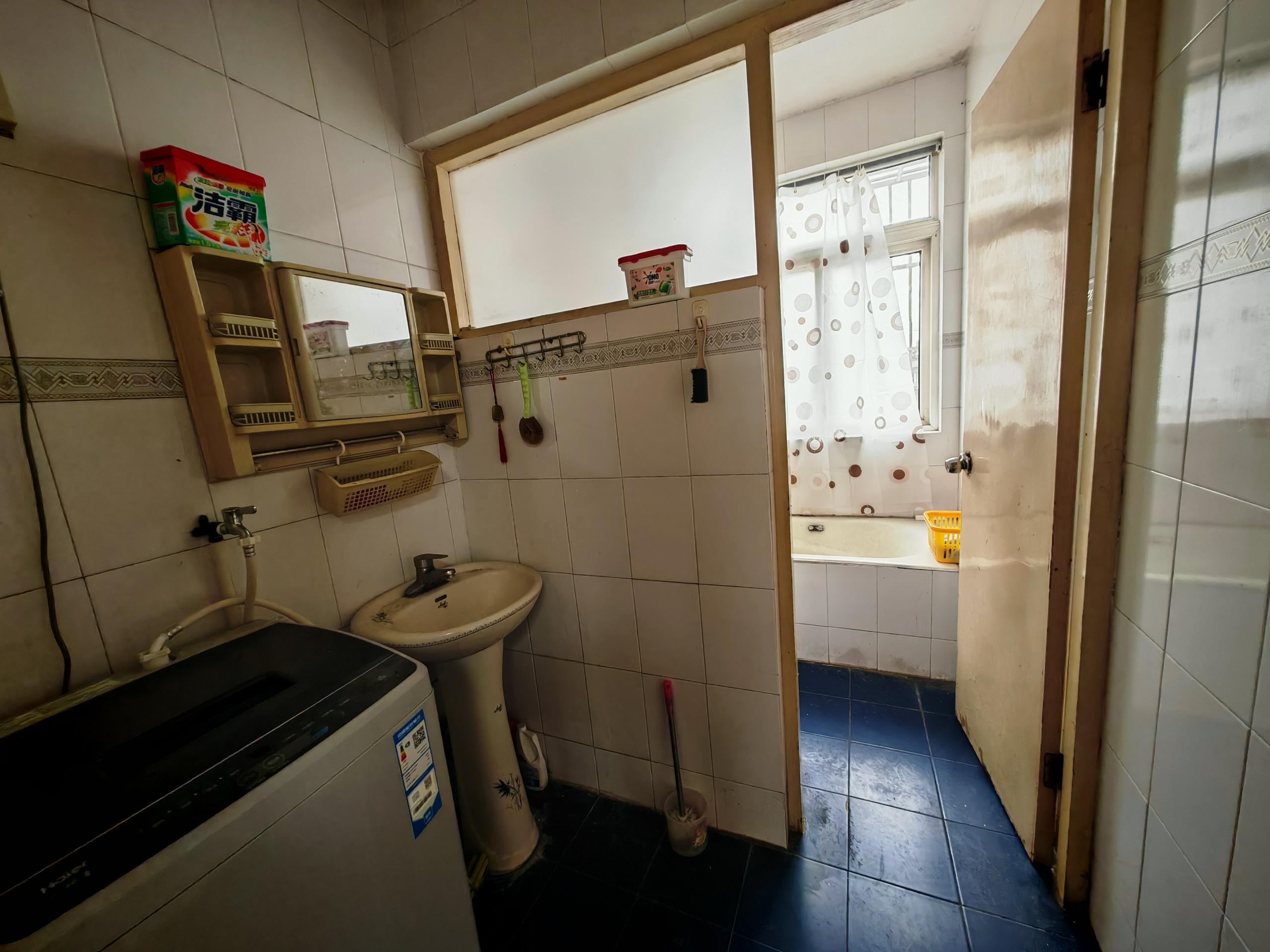 教育新村 2室1厅1卫 71.99m&sup2;