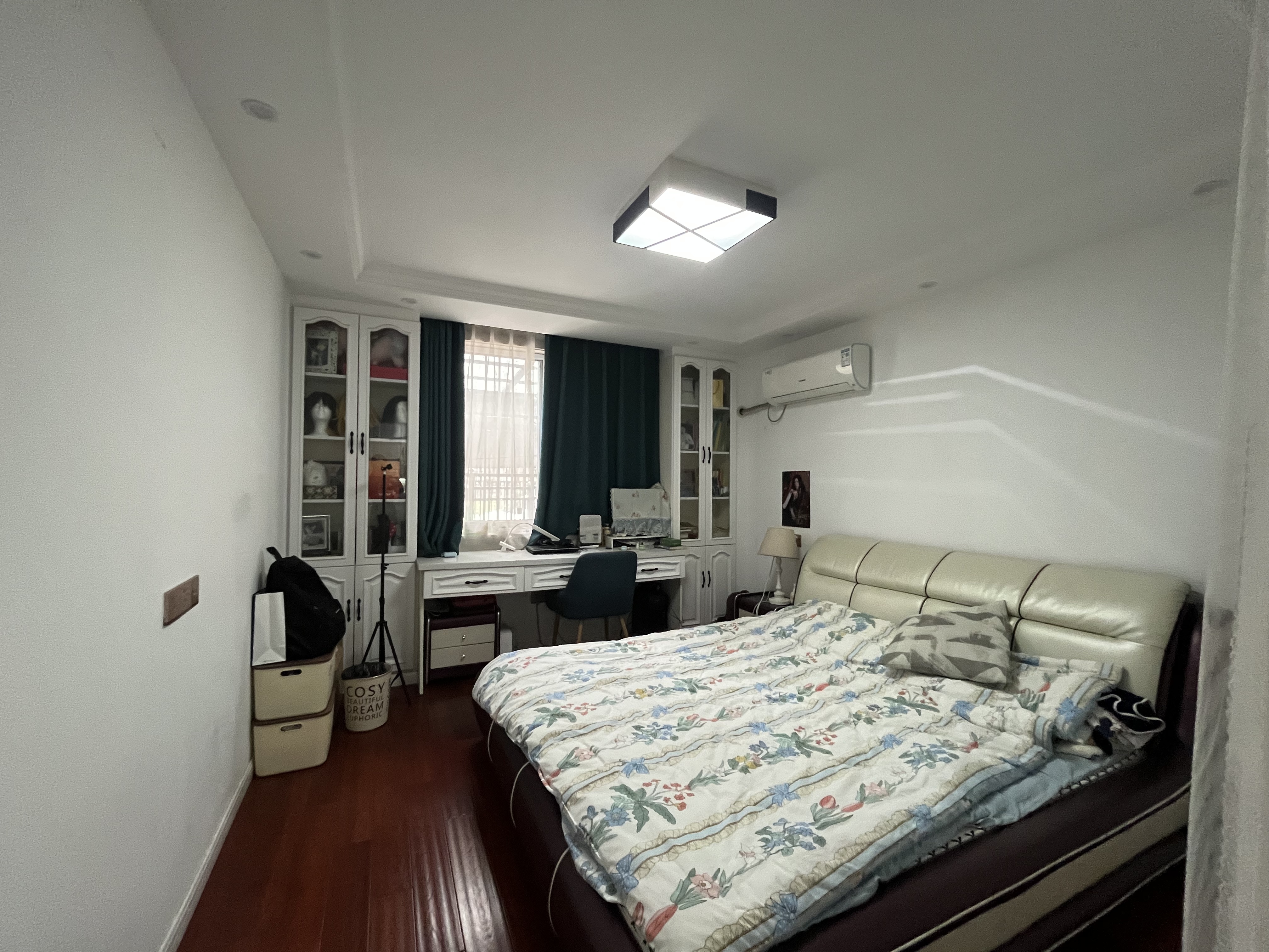 姚港路22号 3室2厅2卫 124.64m&sup2;