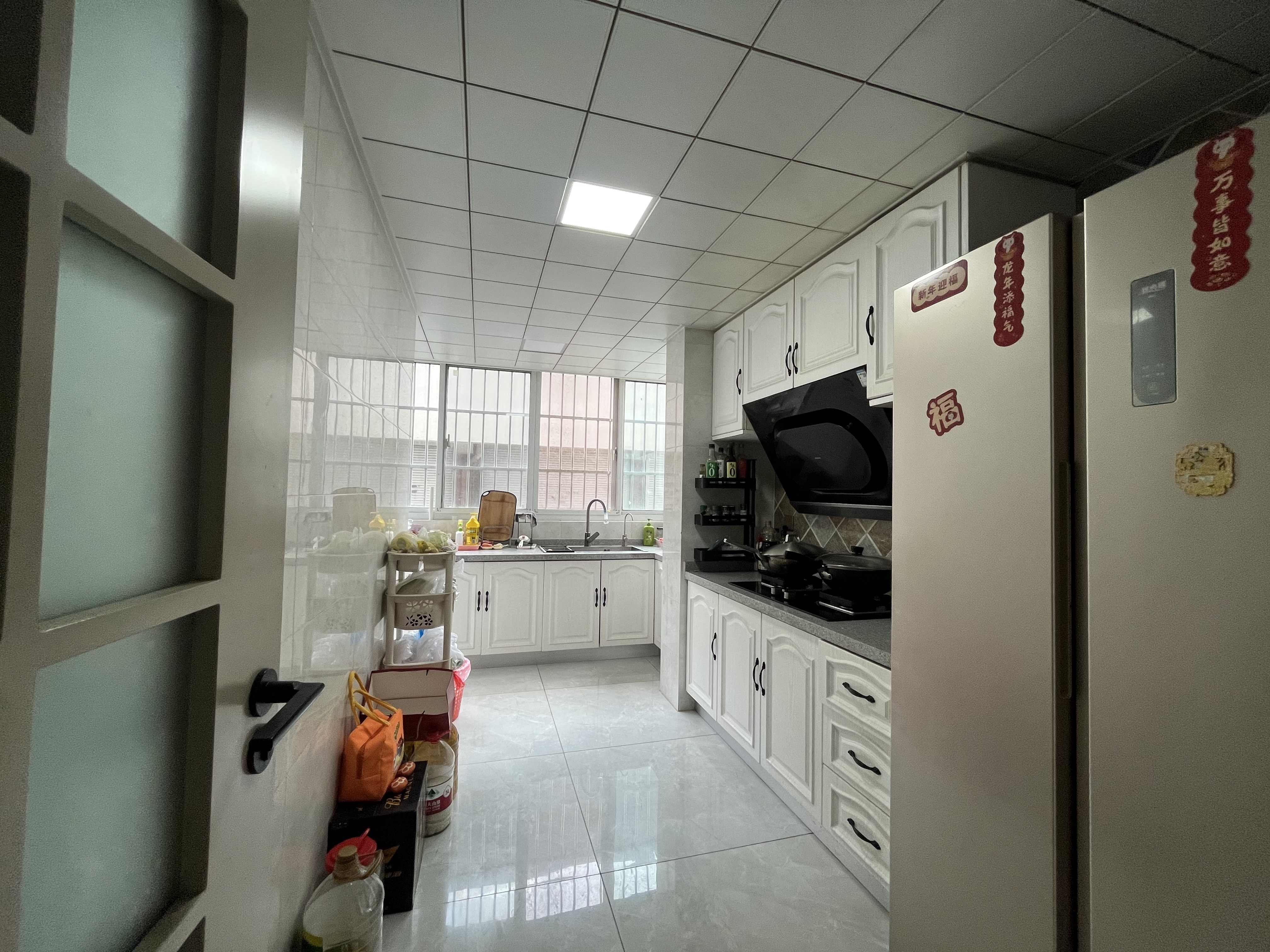 姚港路22号 3室2厅2卫 124.64m&sup2;
