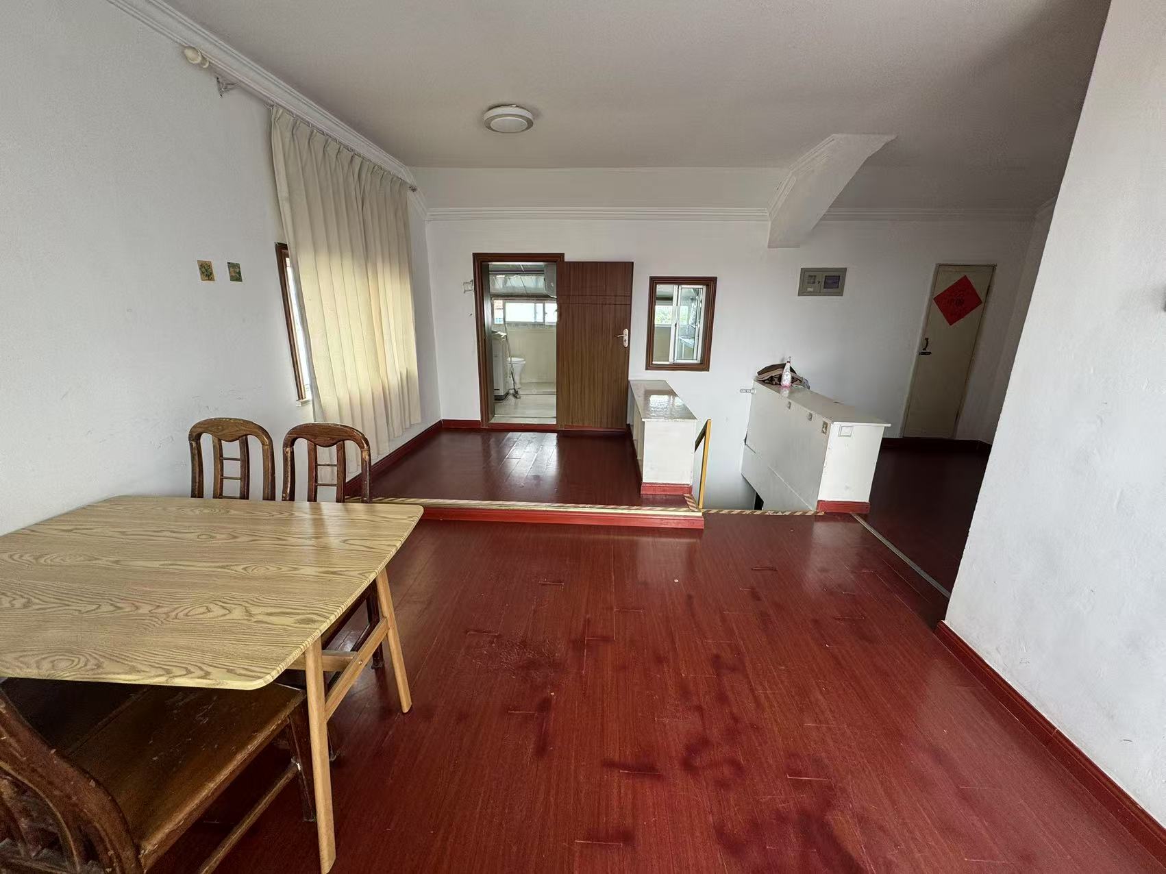 北濠桥东村 2室2厅1卫 70m&sup2;
