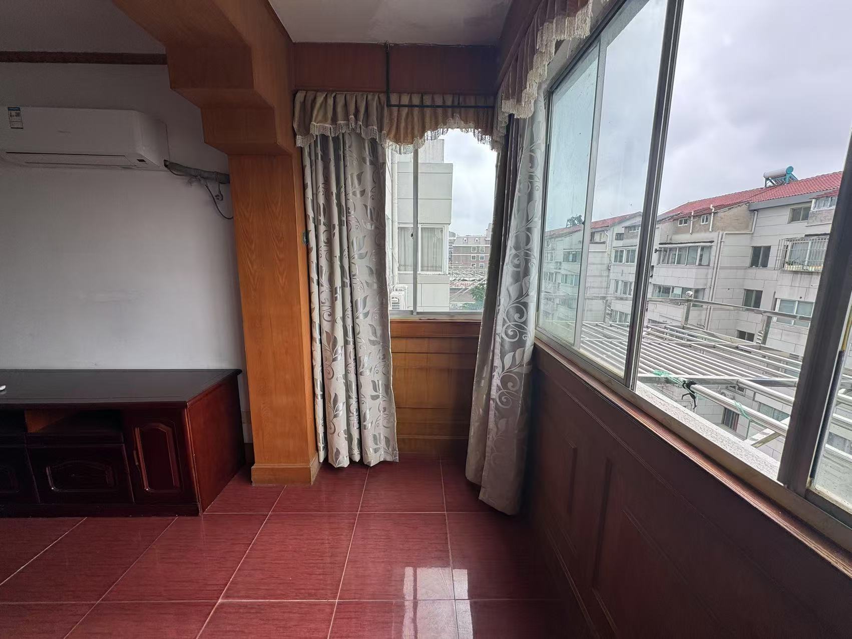 北濠桥东村 2室2厅1卫 70m&sup2;