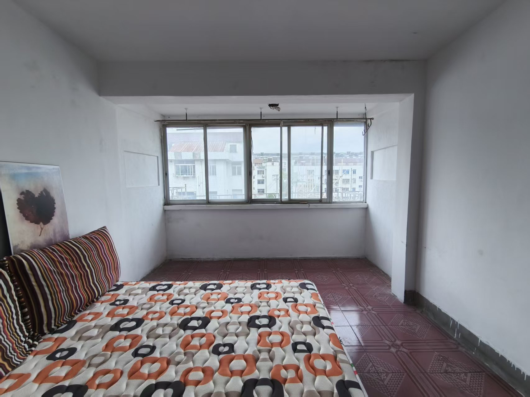 金和小区 1室1厅1卫 33m²