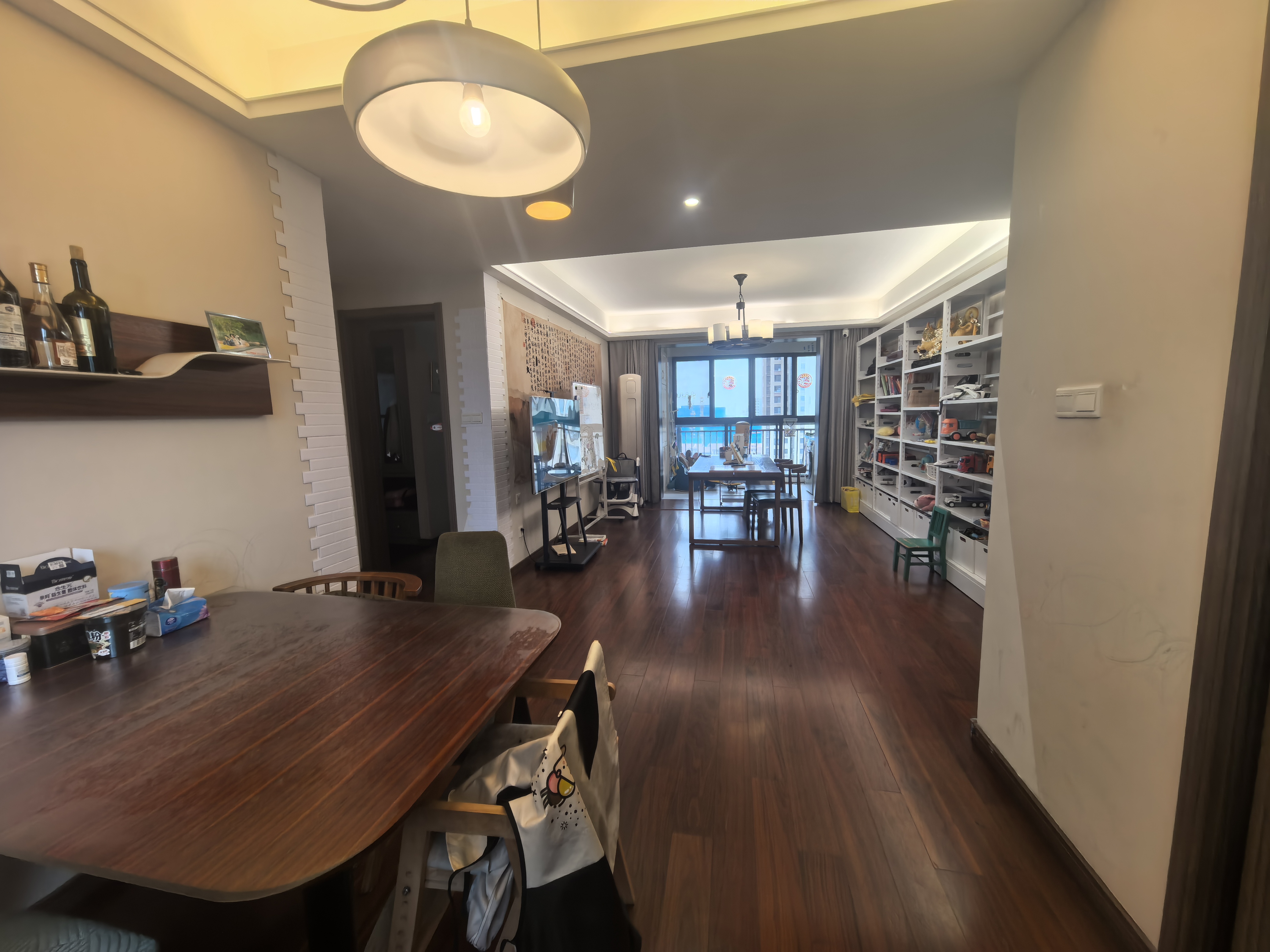 万科濠河传奇 3室2厅2卫 131m&sup2;