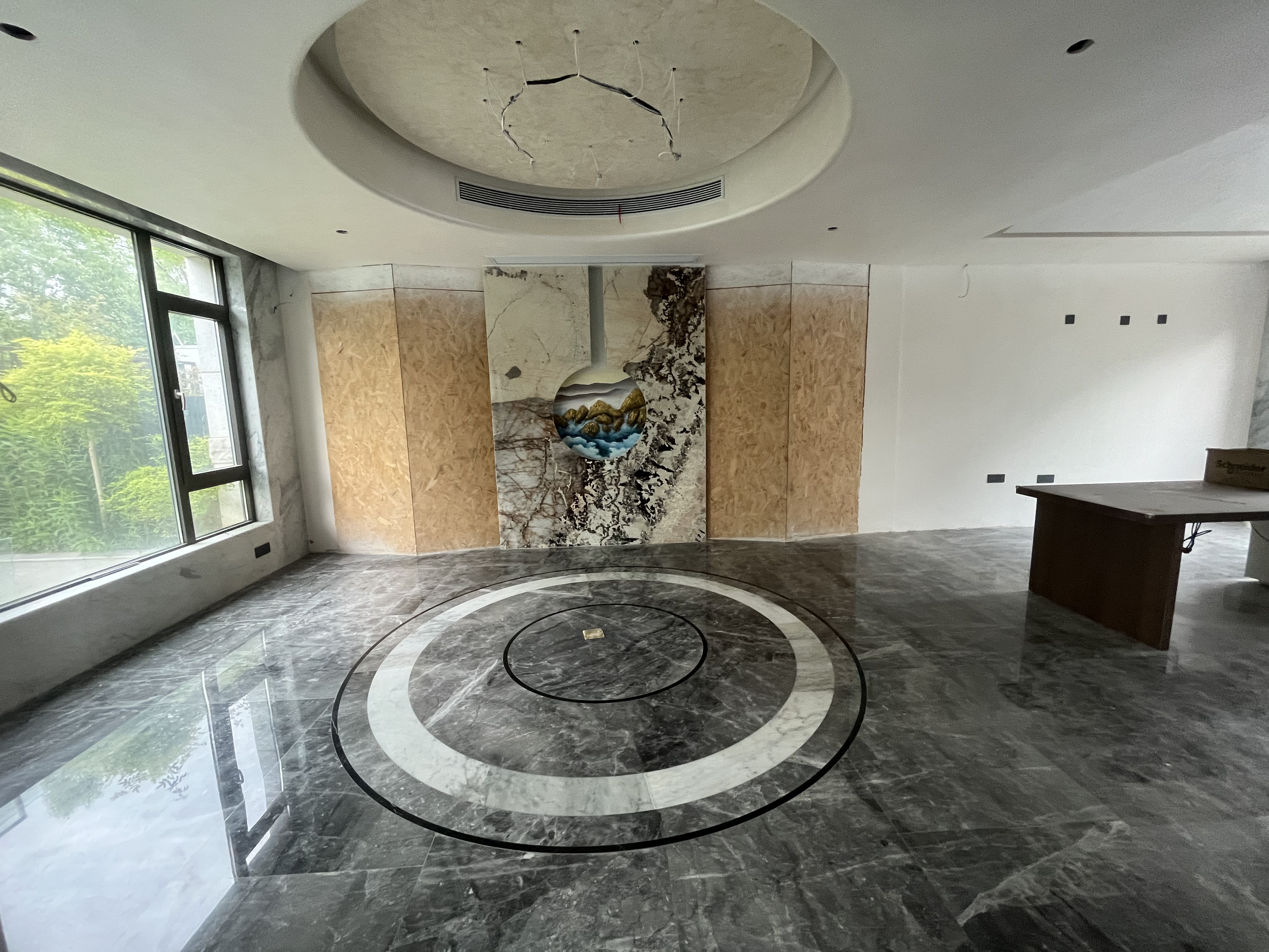 盛和九里香堤一期 5室1厅5卫 356.00m²
